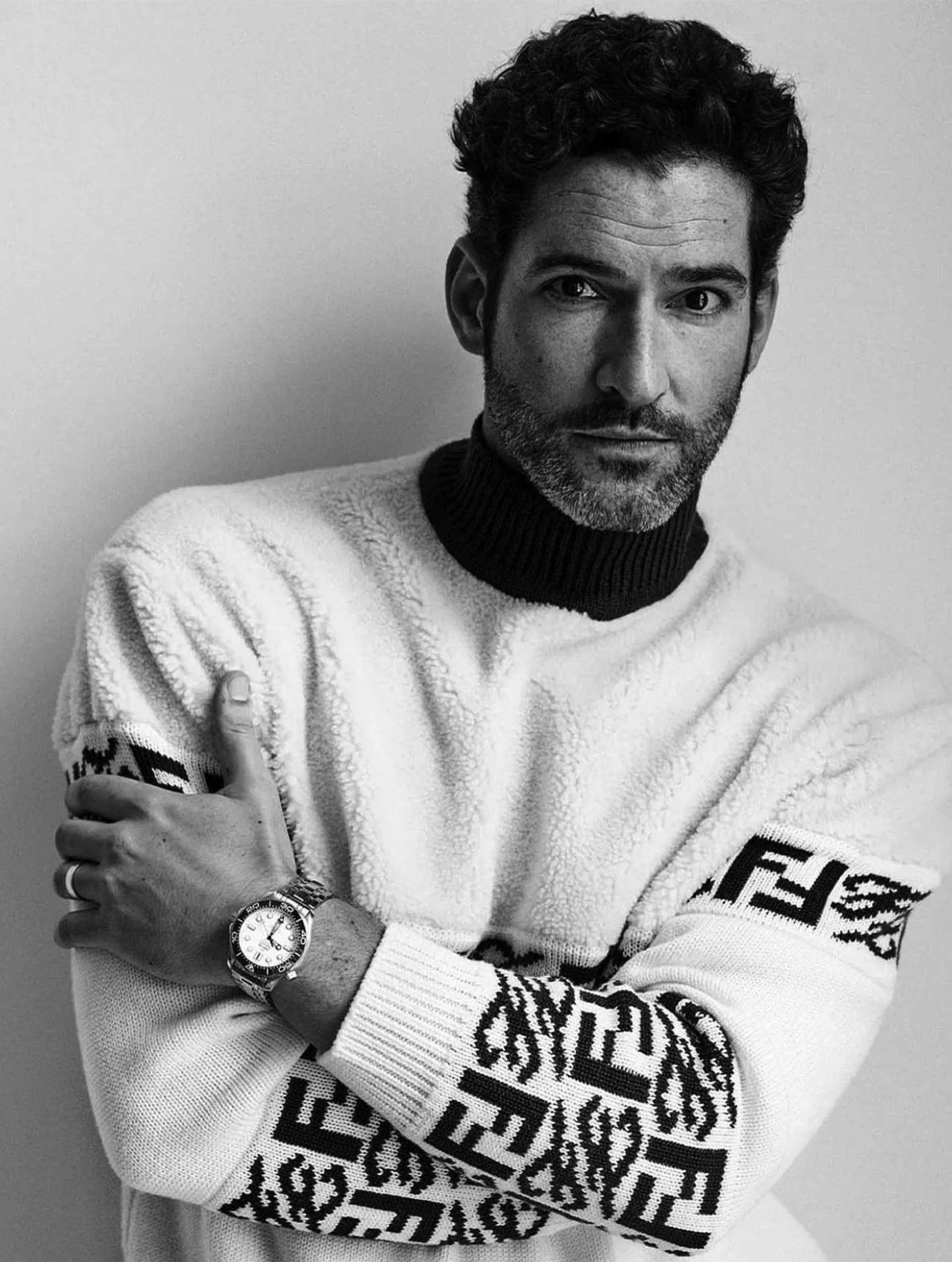 2021-09_ISN_MANABOUTTOWN_02.jpg