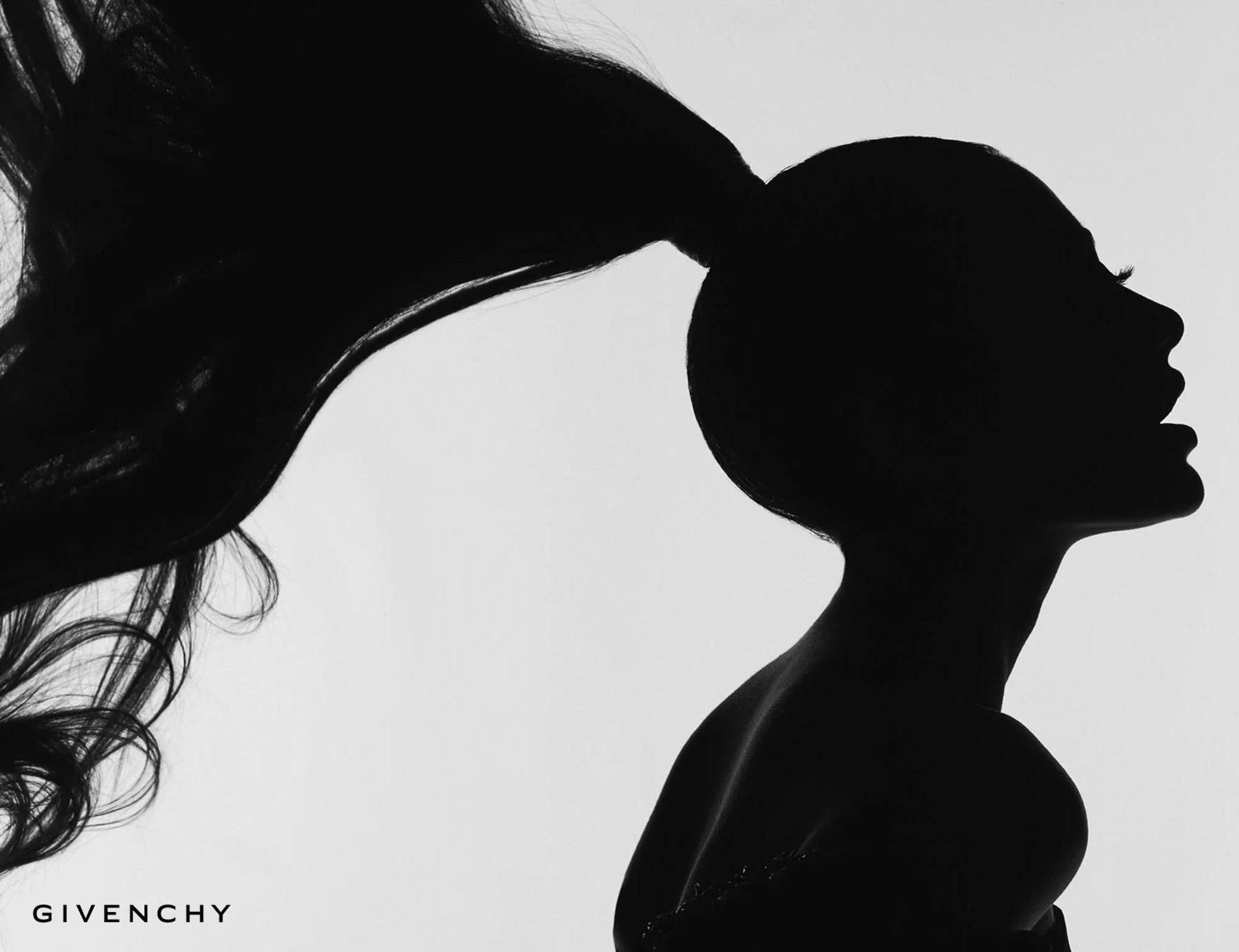 2019-05_ALU_GIVENCHY_01.jpg