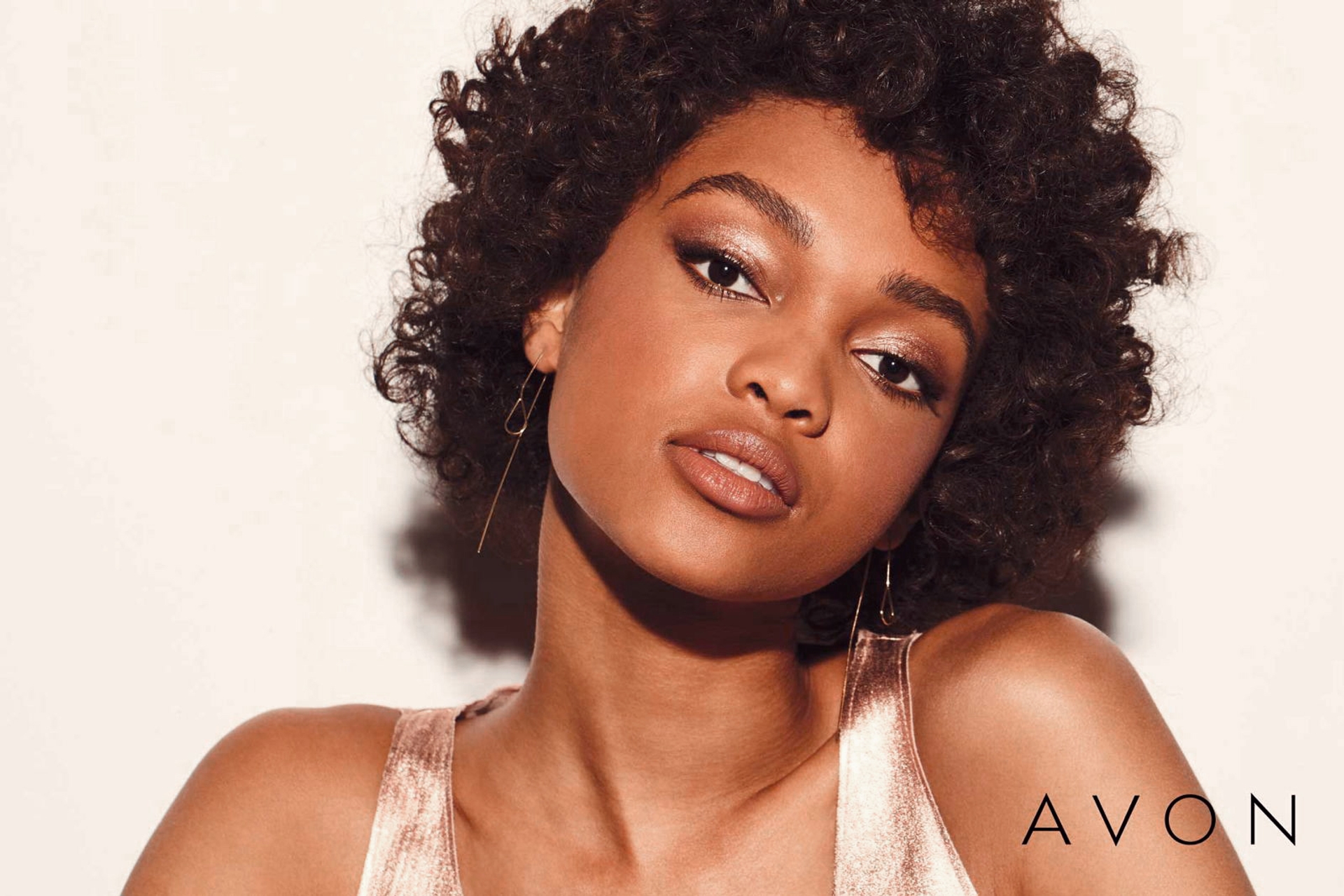 2019-03_BRA_AVON_03_color%202.jpg