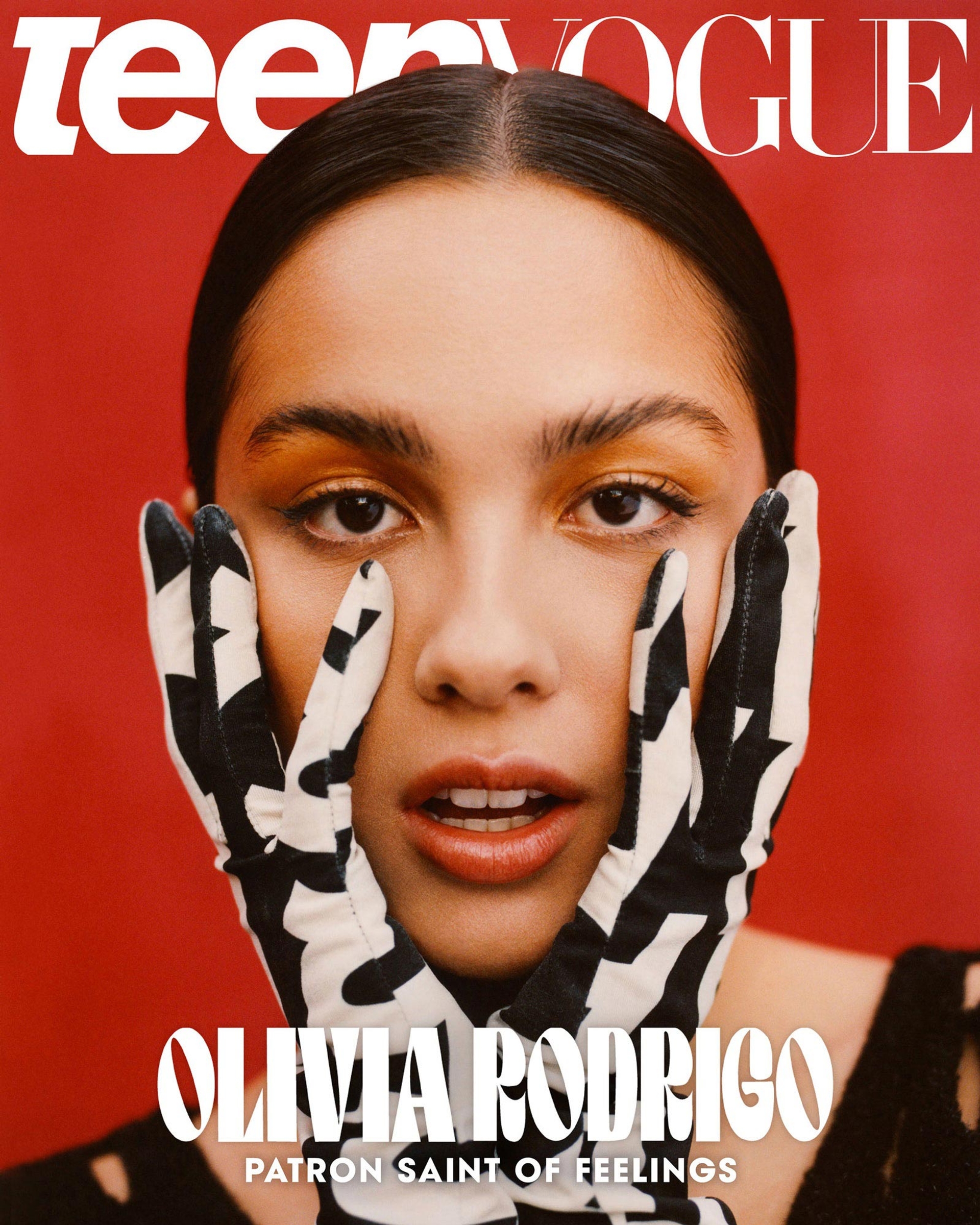 2021-10_MGD_CHS_TEENVOGUE_01.jpg