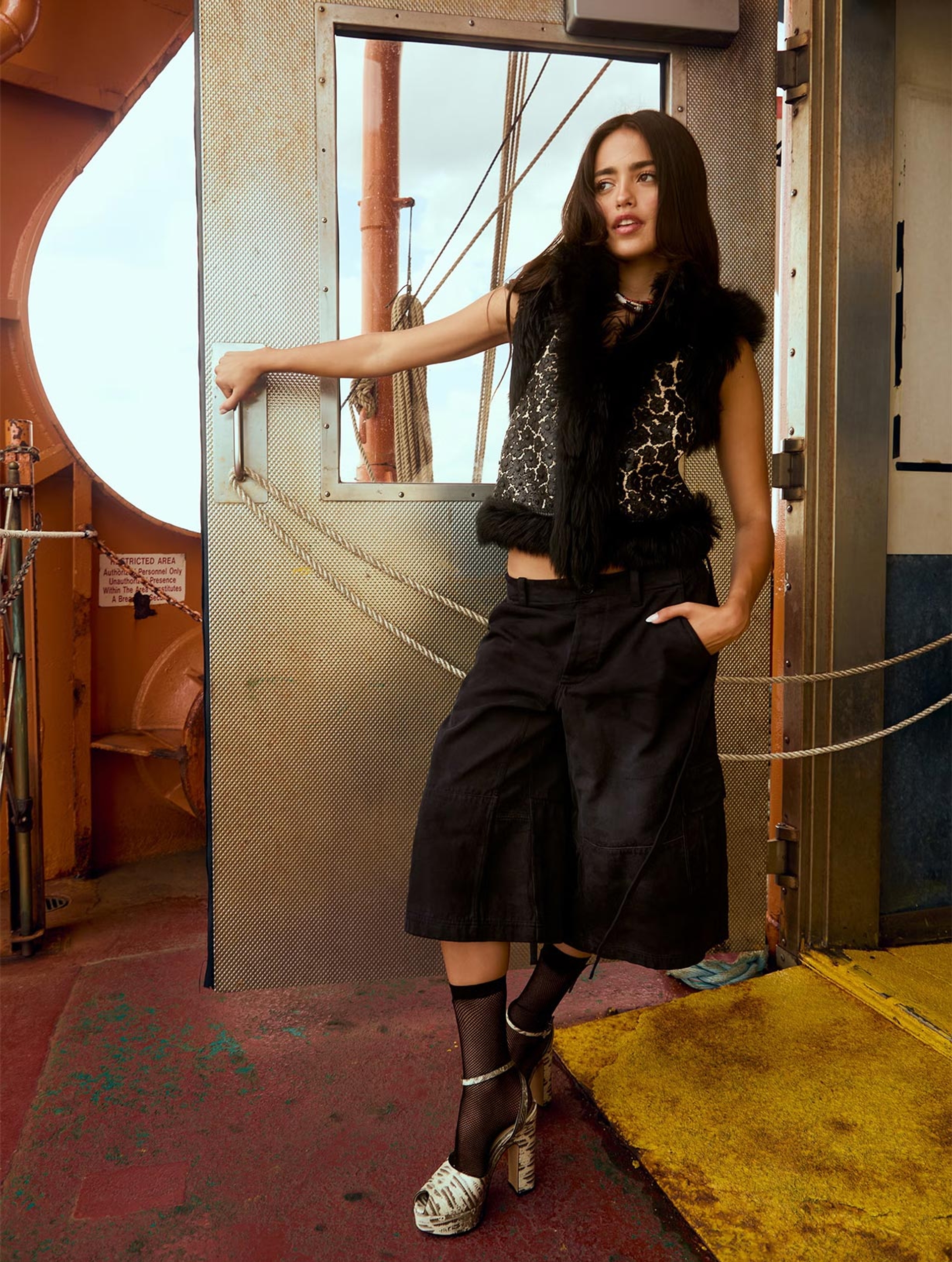 2026-08_SLU_COSMOPOLITAN_05.jpg