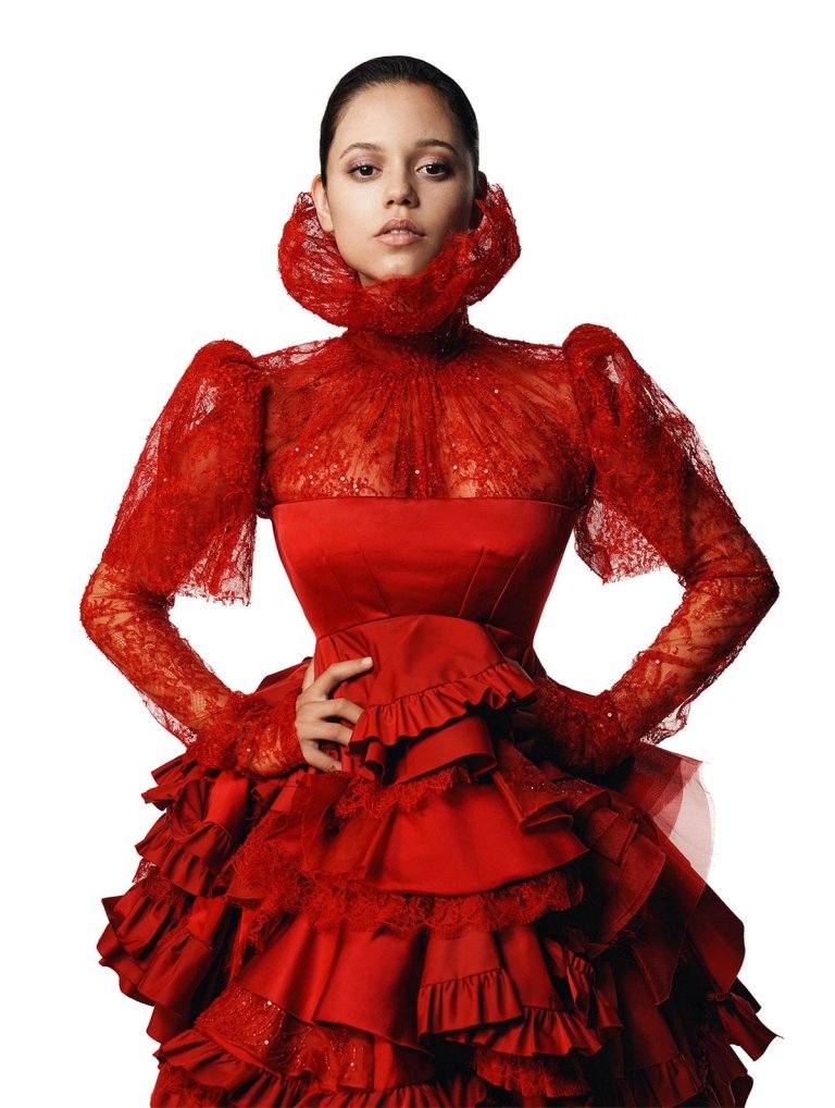 2025-05_YSA_HARPERSBAZAAR_13.jpg