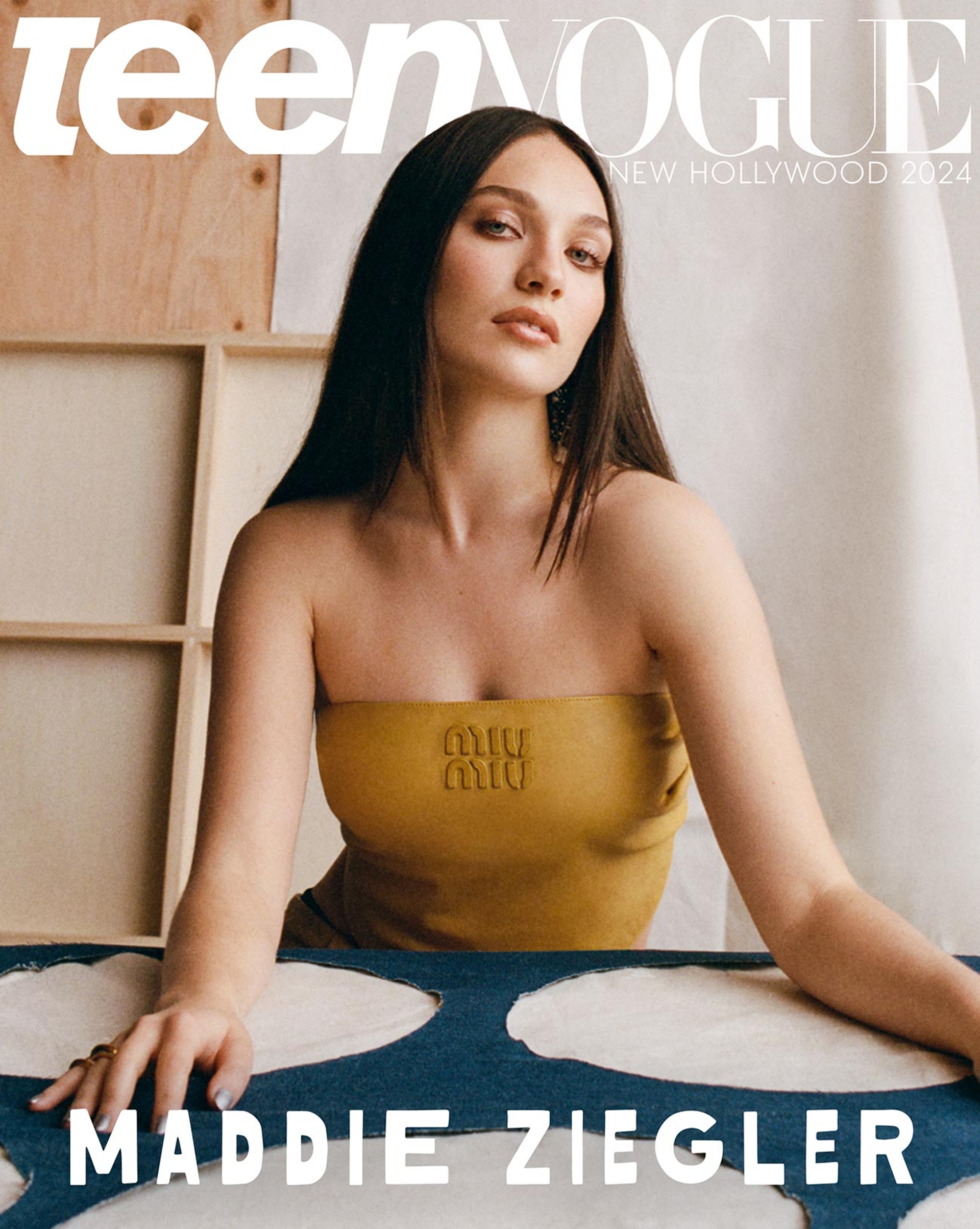 2024-03_MNN_CBS_TEENVOGUE_02.jpg