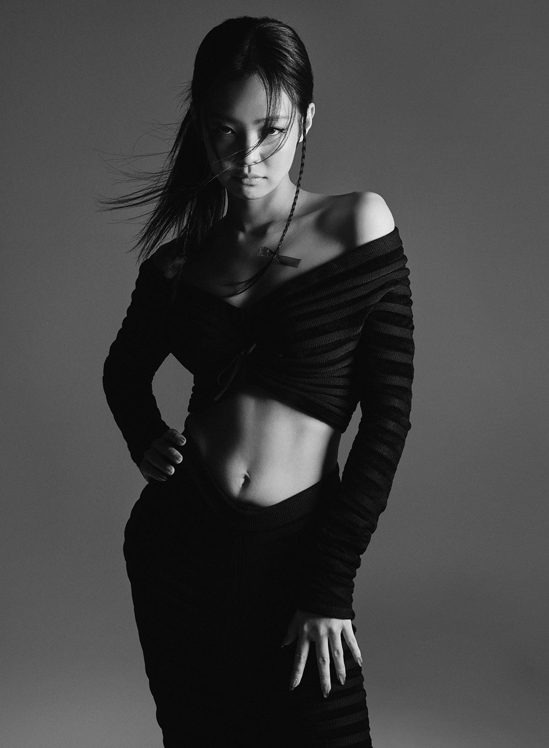 2022-12_JCO_ELLE_06.jpg