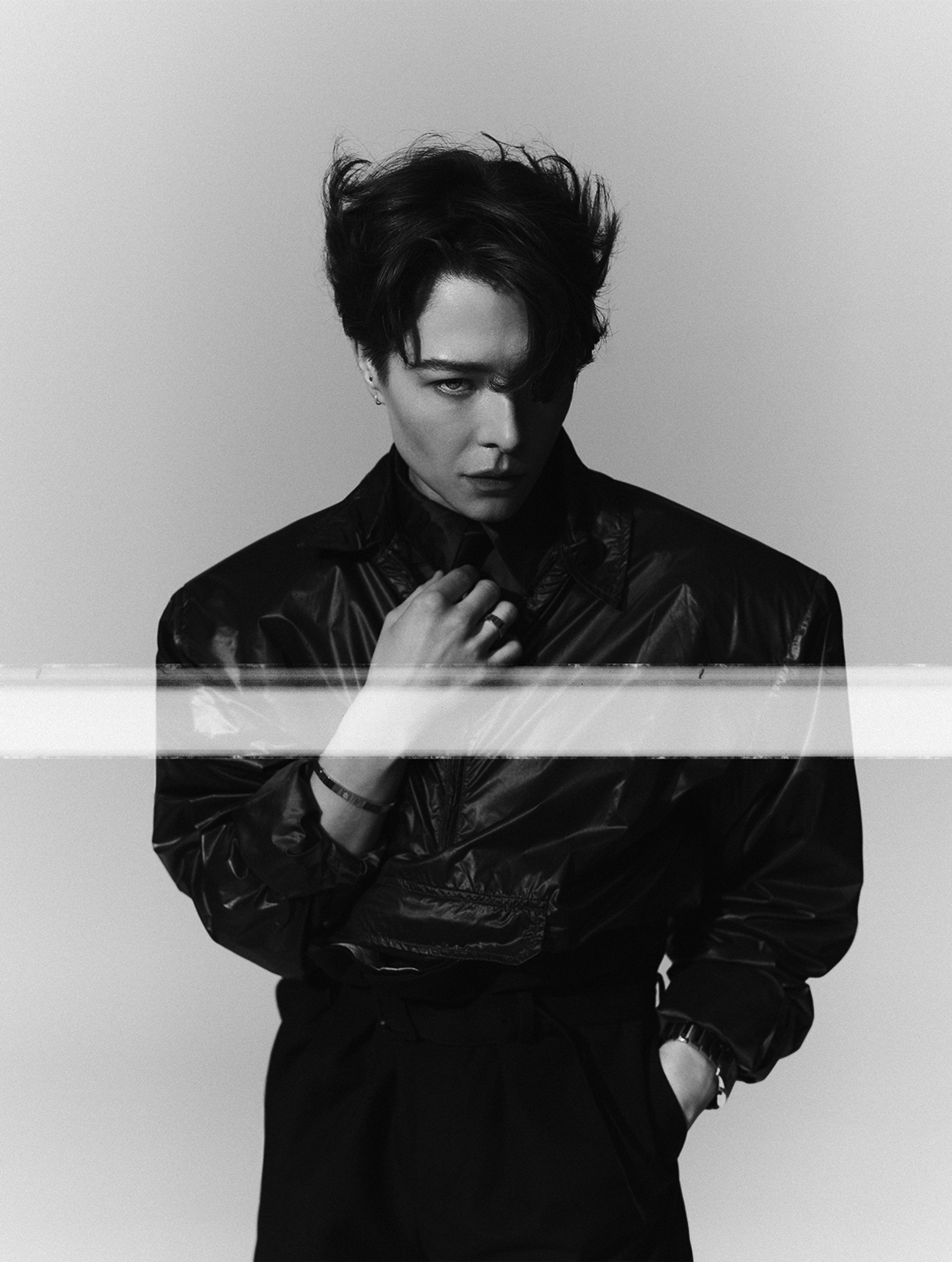 2026-06_JKT_FLAUNT_03.jpg