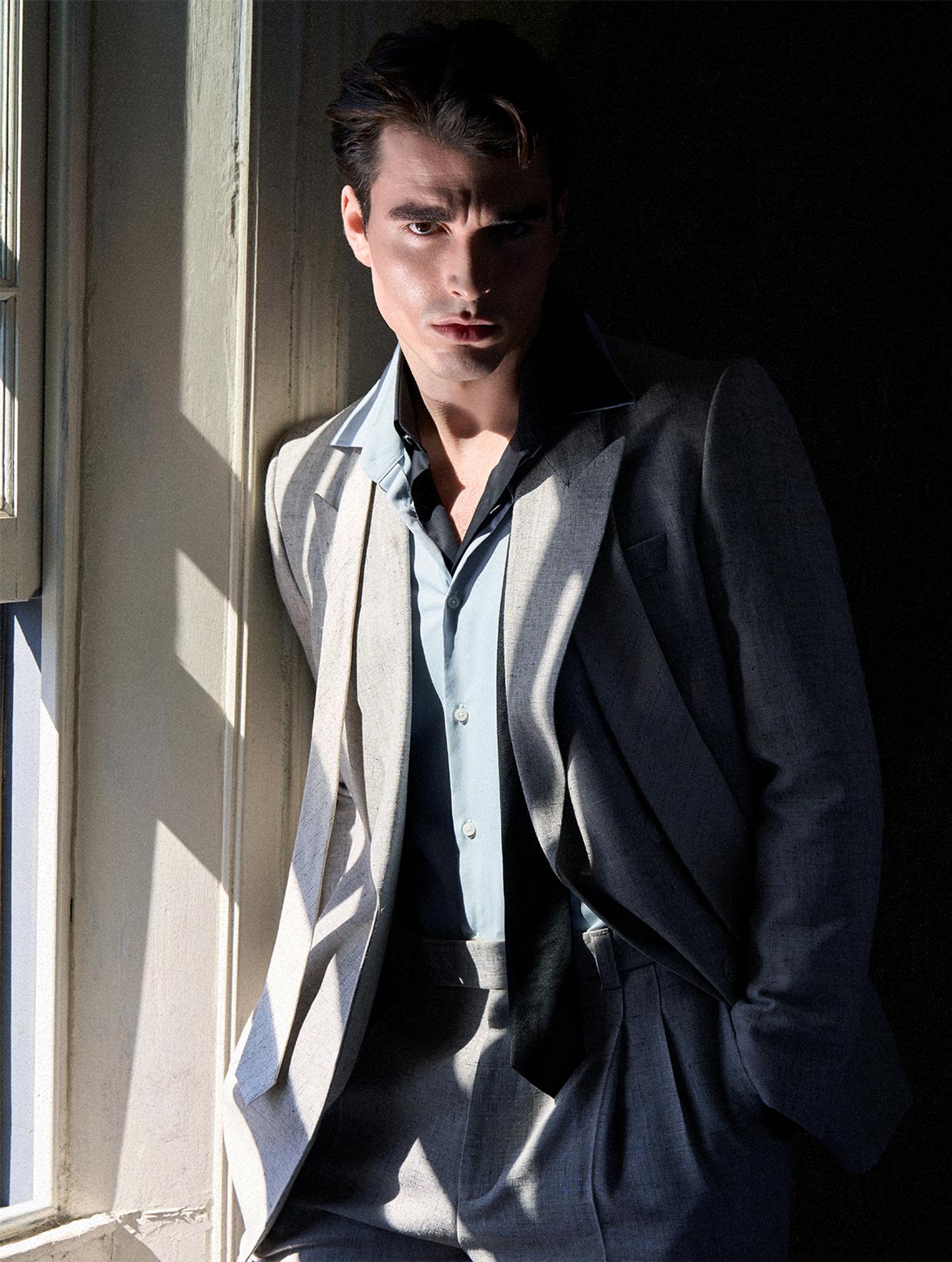 2026-04_BLA_MANABOUTTOWN_09.jpg
