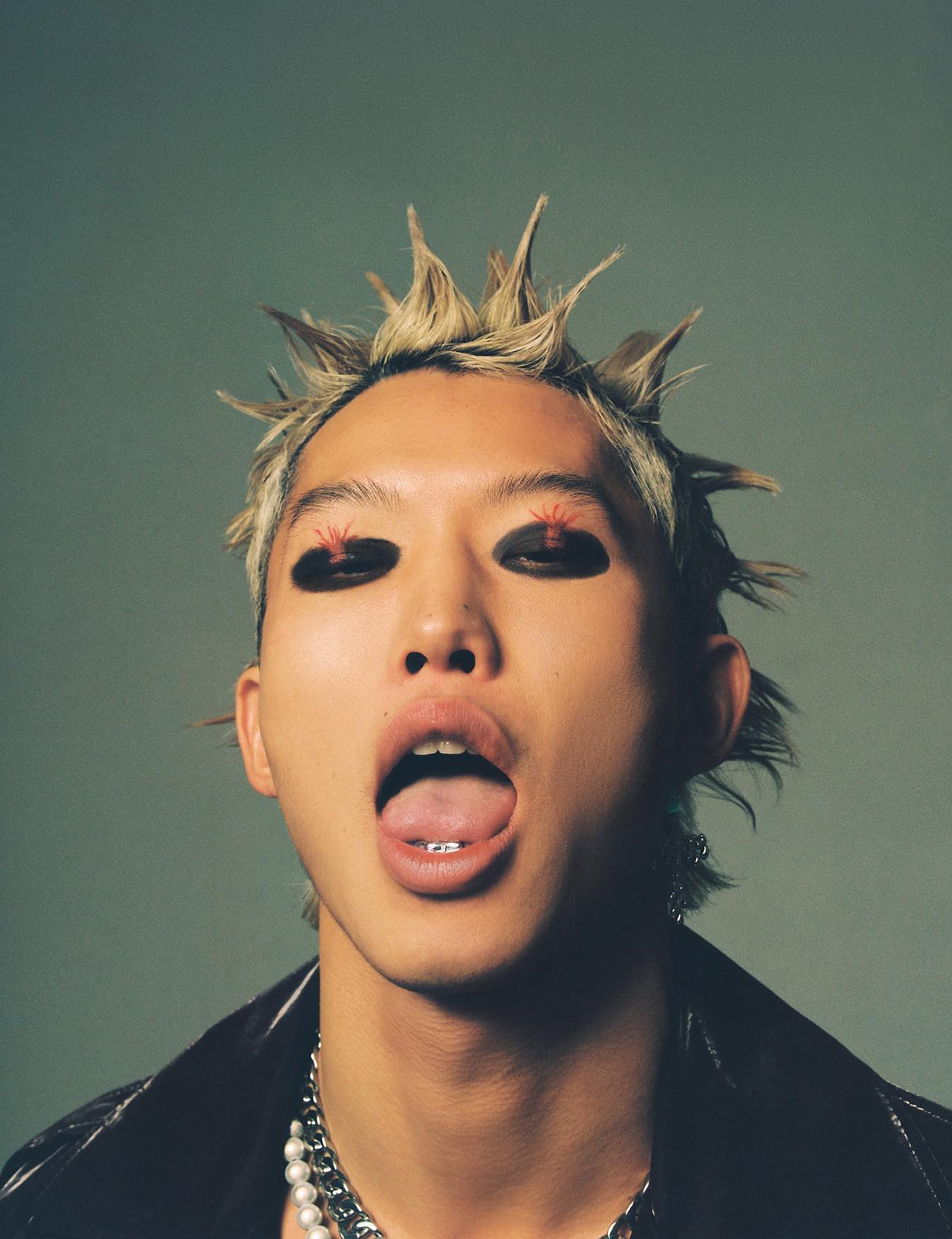 2023-03_ALU_26MAGAZINE_04.jpg