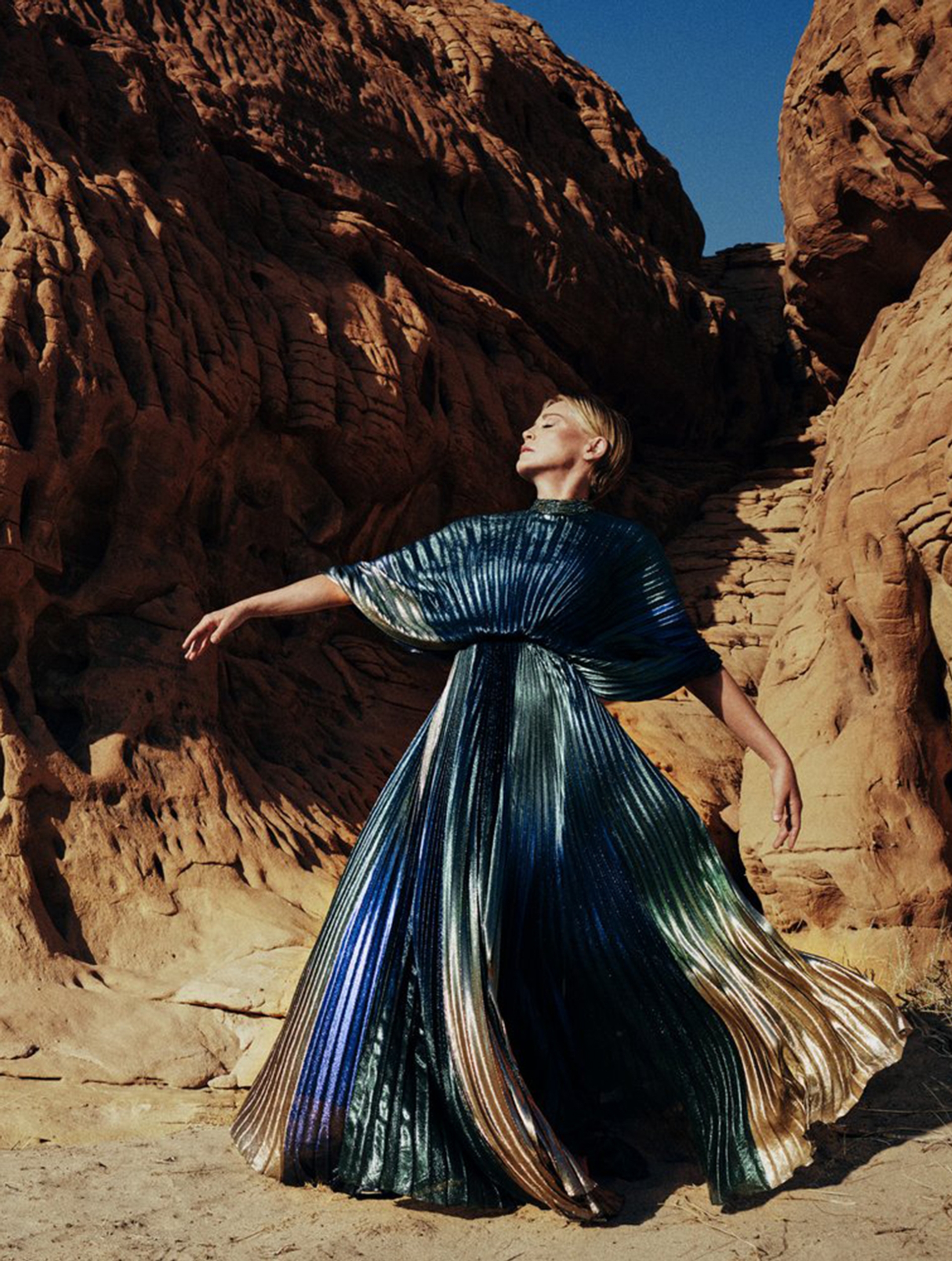 2024-02_PLY_AON_HARPERSBAZAARES_04.jpg