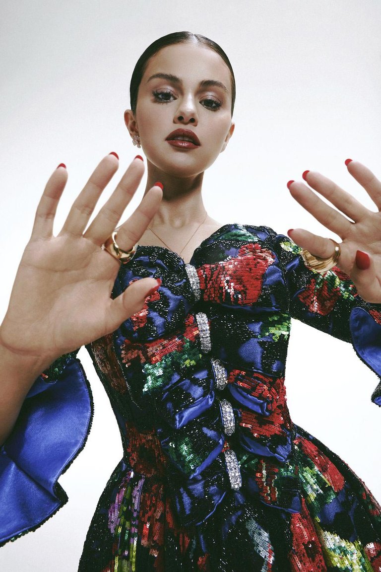 2020-11_MMO_TBK_CRFASHIONBOOKCH_03.jpg