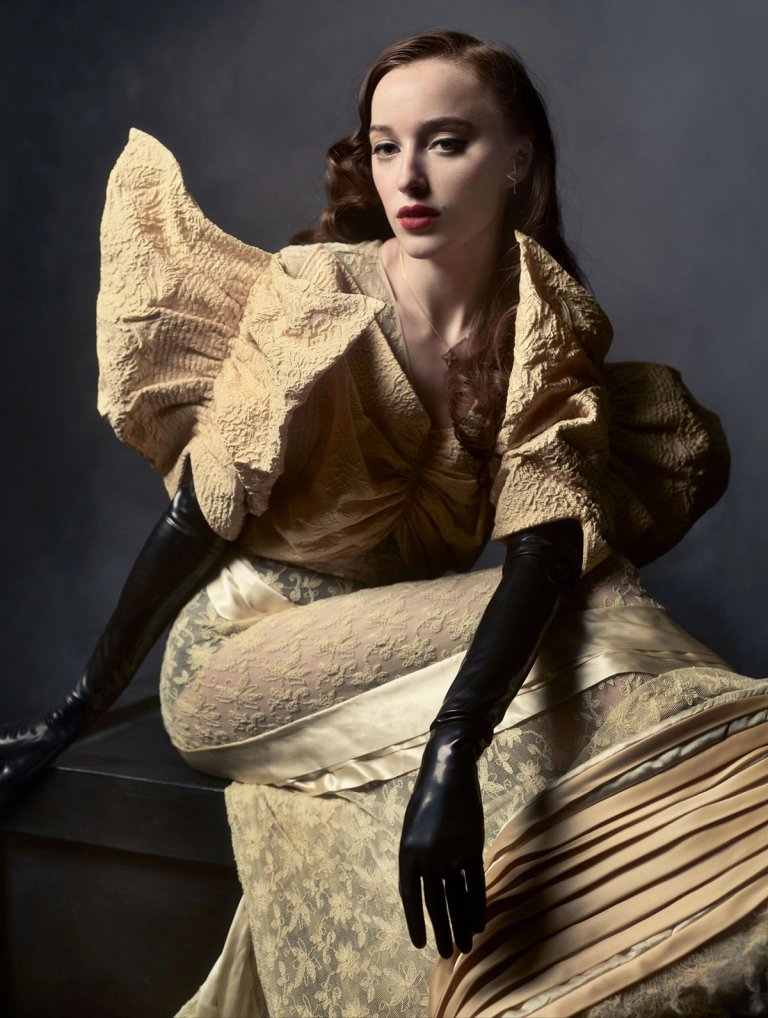 2023-09_EWH_ELLE_11.jpg