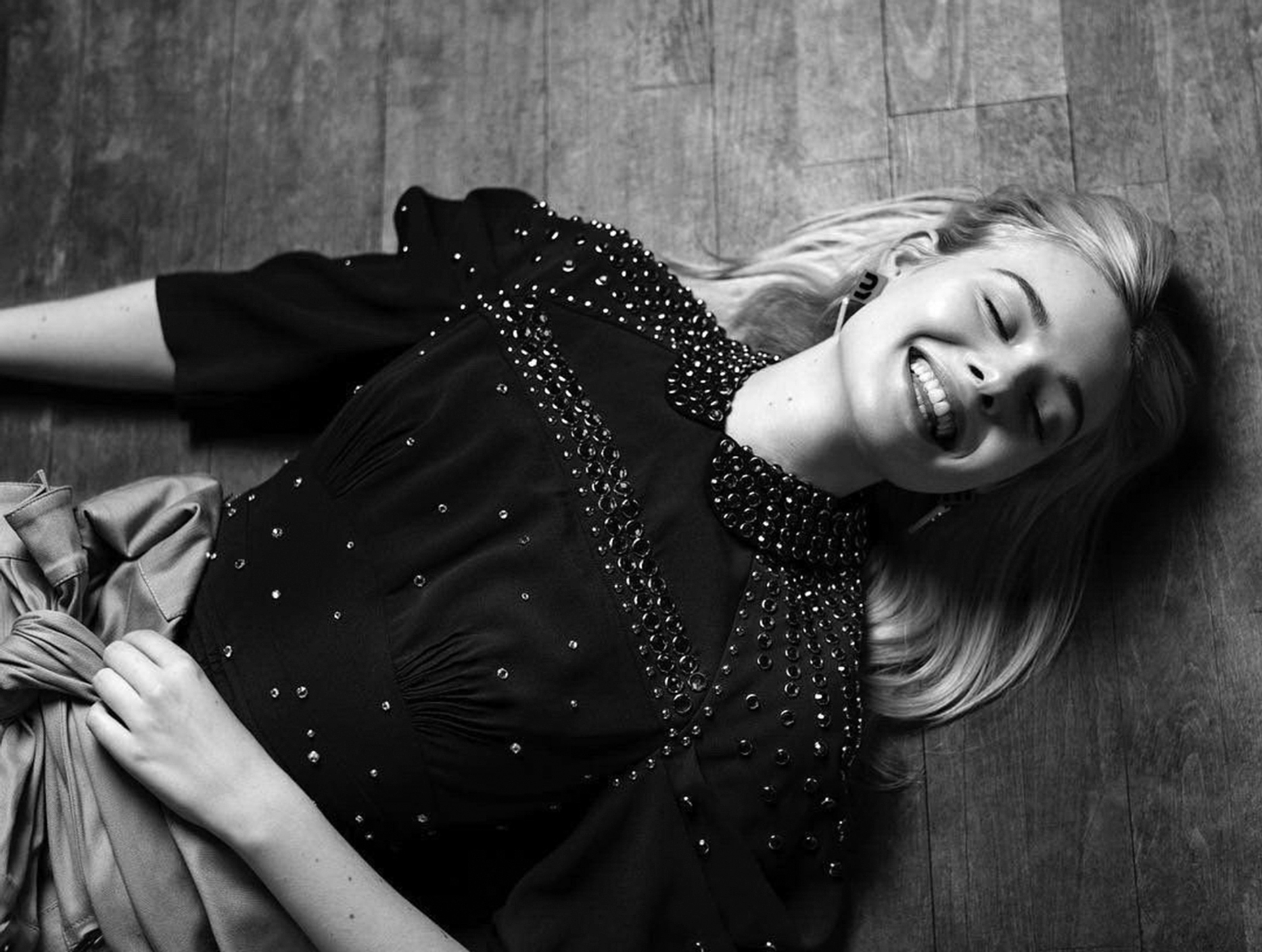 2017-12_DBI_LOFFICIEL_03.jpg