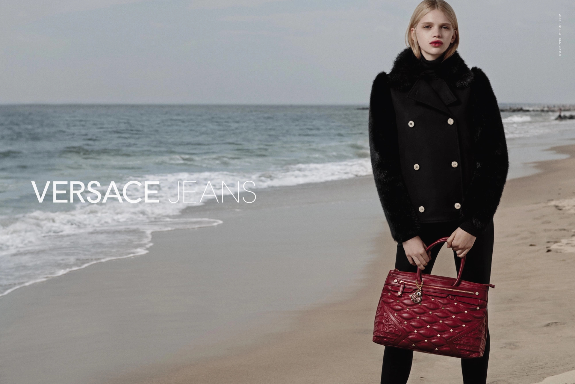 201509_VERSACEJEANS_ABONI_DVC_02.jpg
