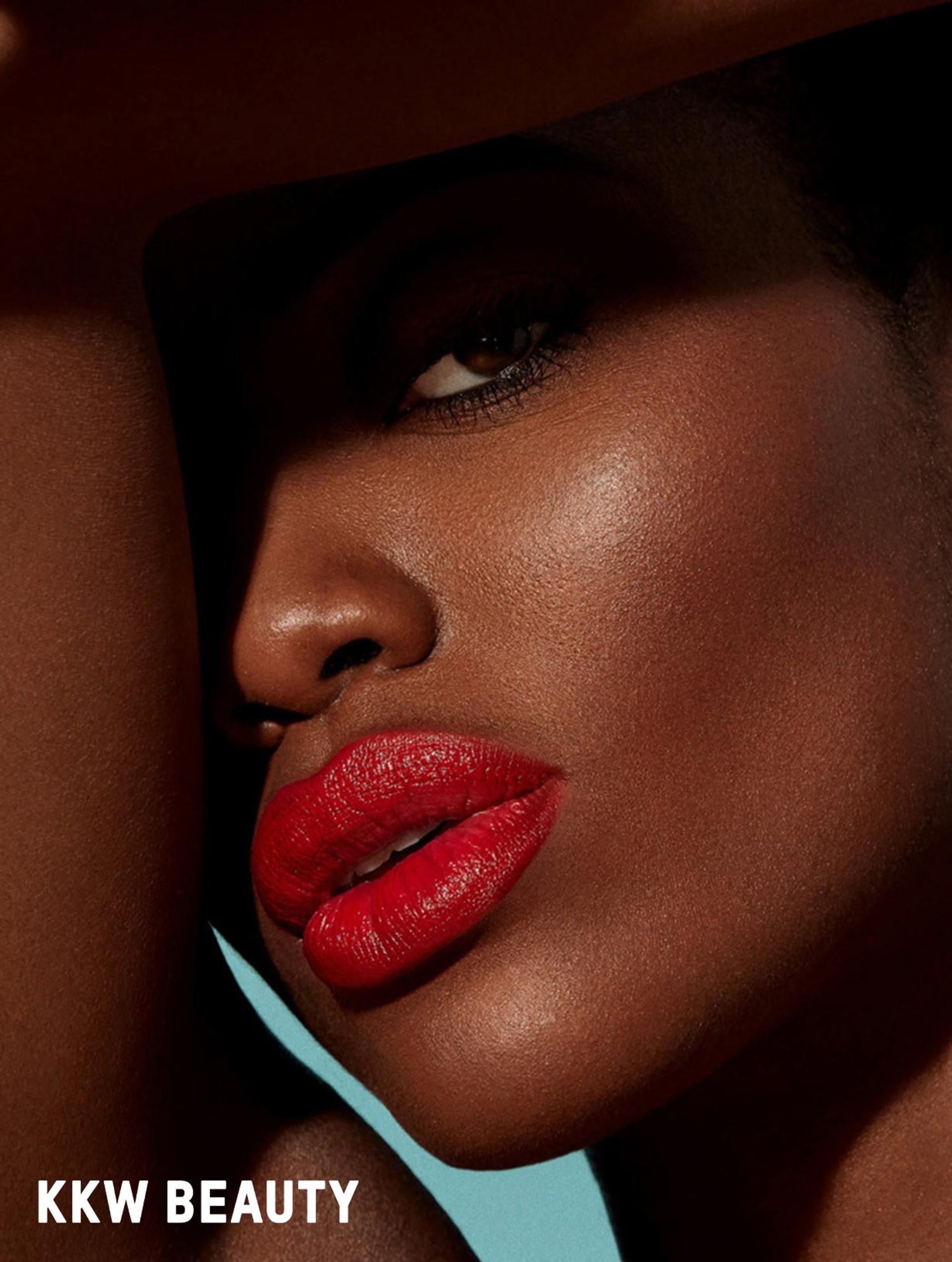 2019-01_JSS_KKWBEAUTY_01.jpg