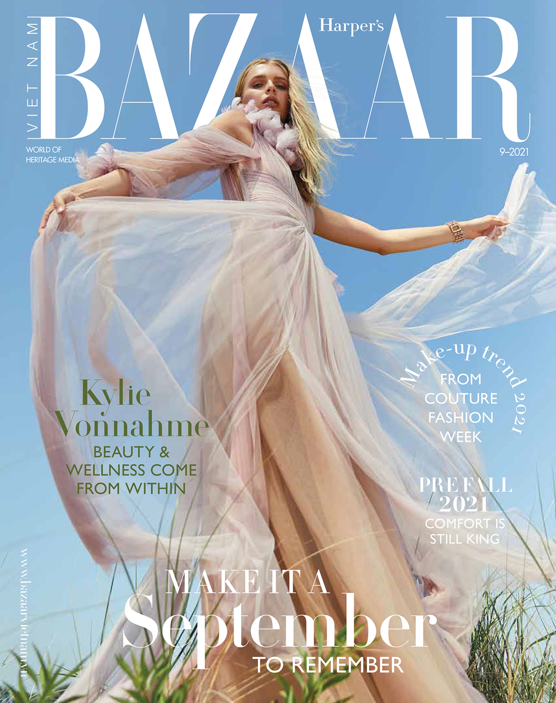 2021-09_OGD_HARPERSBAZAARVN_01.jpg