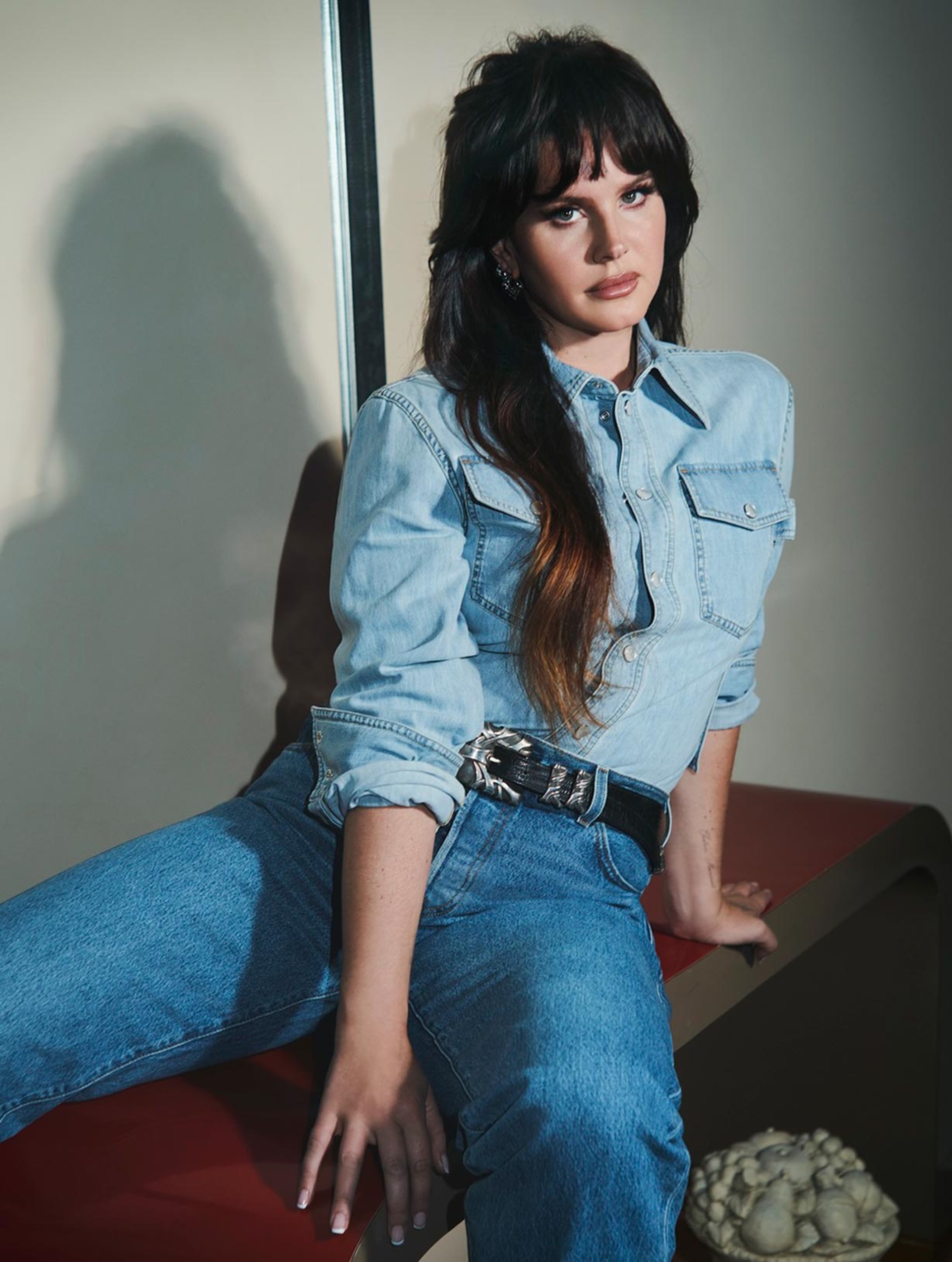 2023-12_EKO_HARPERSBAZAAR_08.jpg