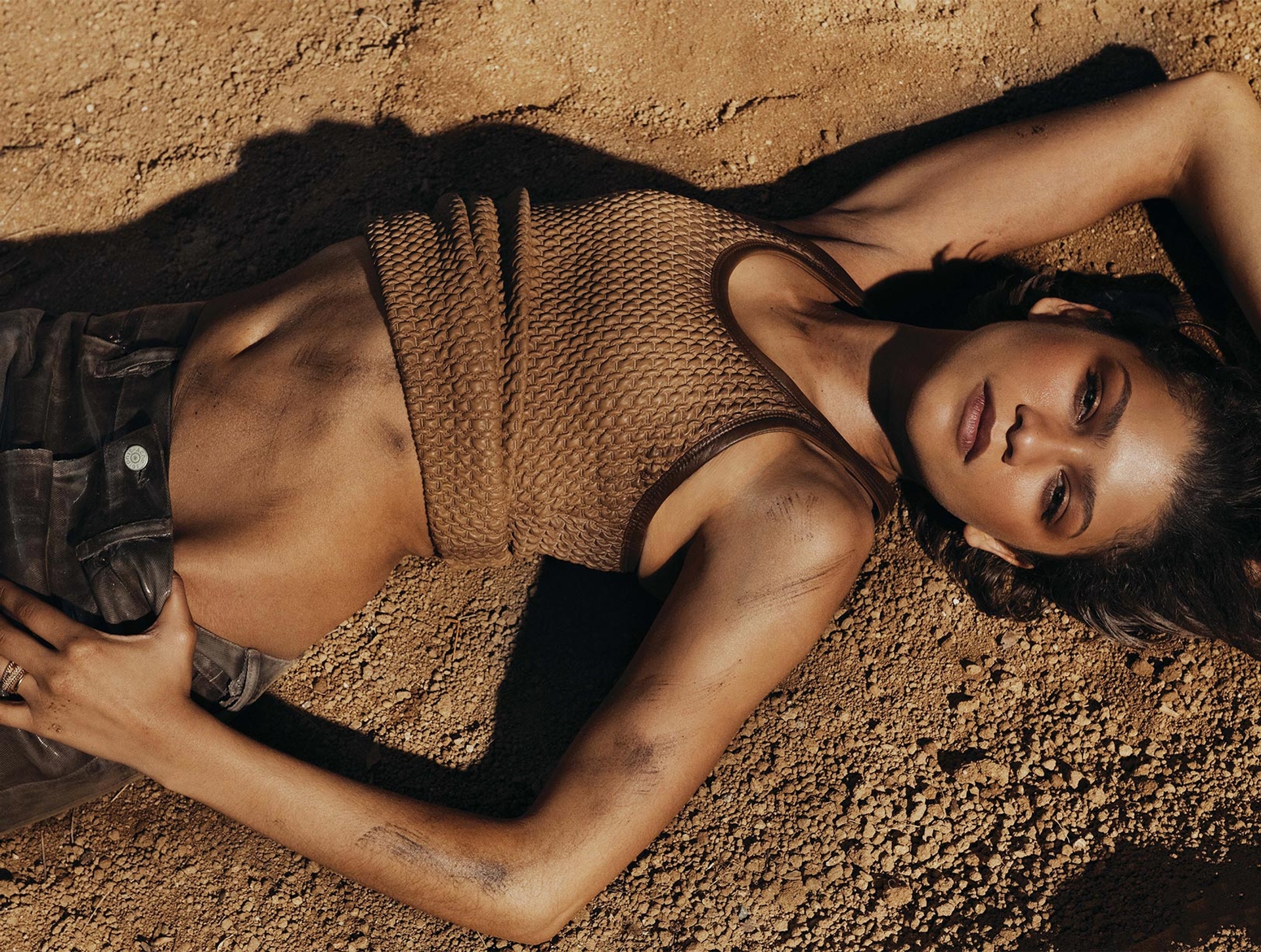 2026-05_CMO_ELLE_04.jpg