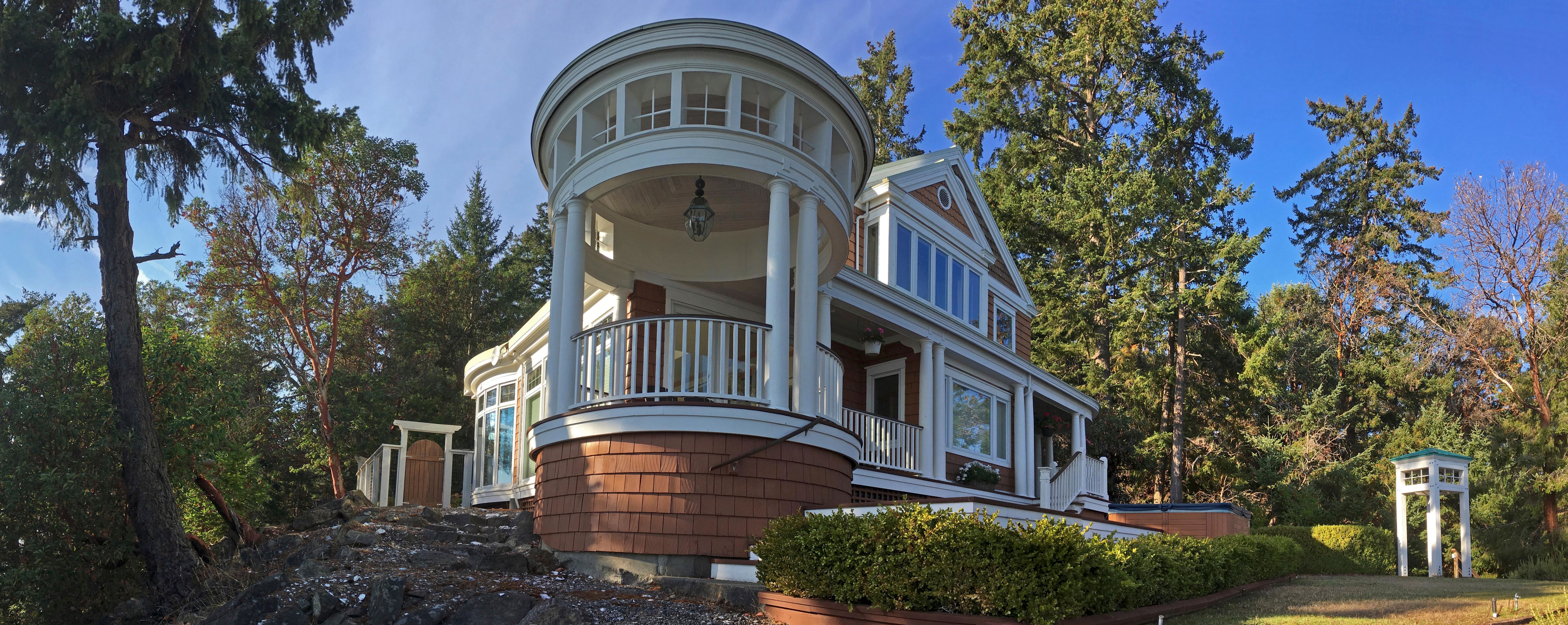 parker island house exterior