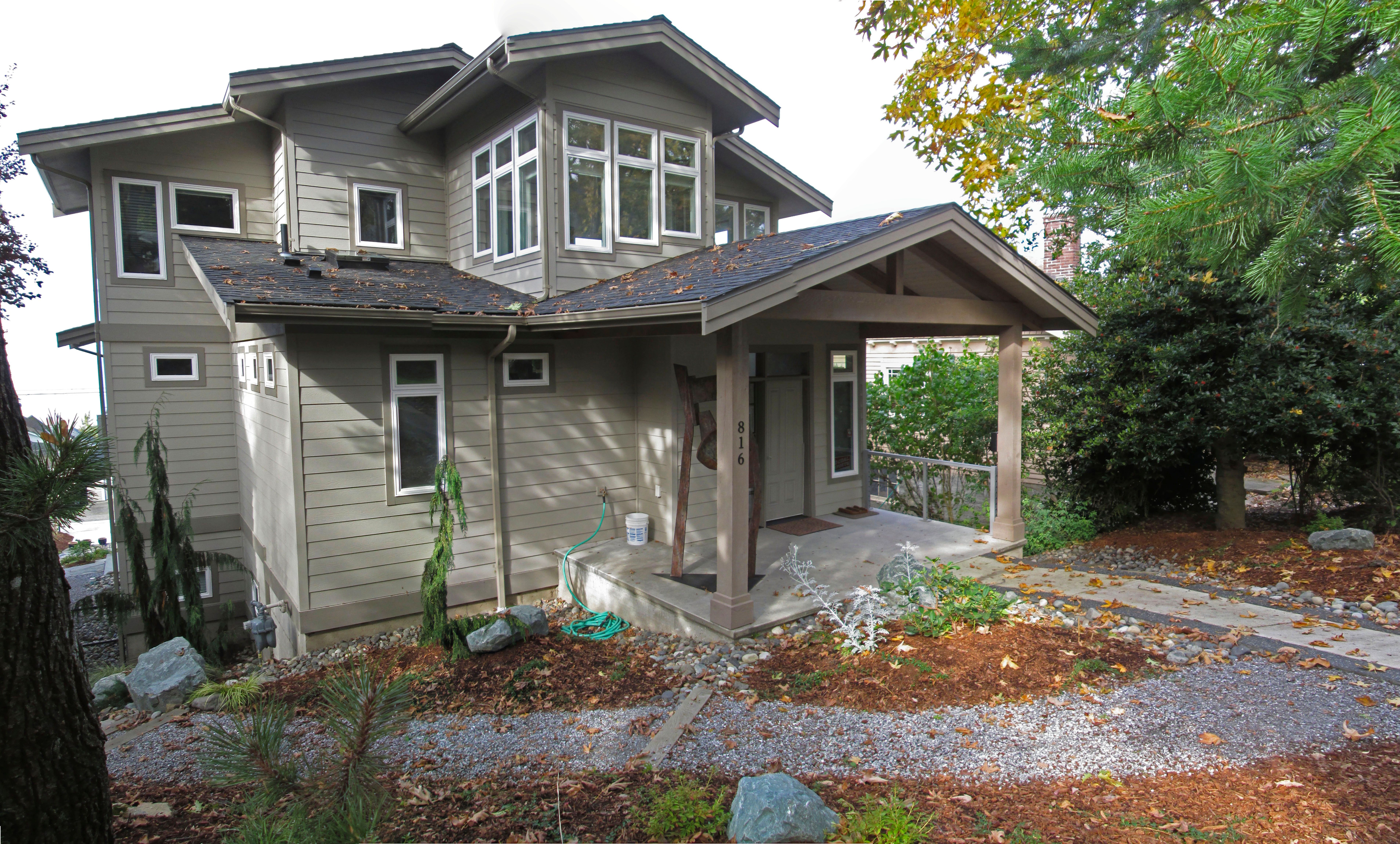 south hill studio exterior