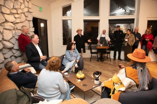 Supporters raising a glass for the VTC mission at Sip, Savor, & Salute