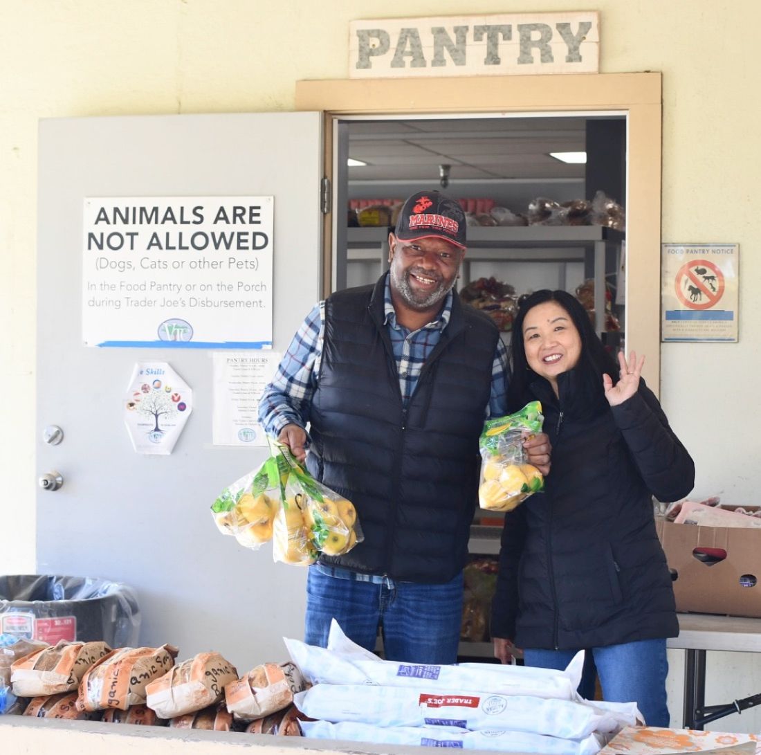 Veterans at the VTC food pantry