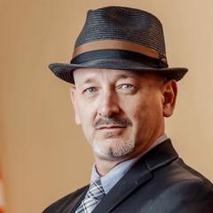 Portrait of Aaron Lamphere