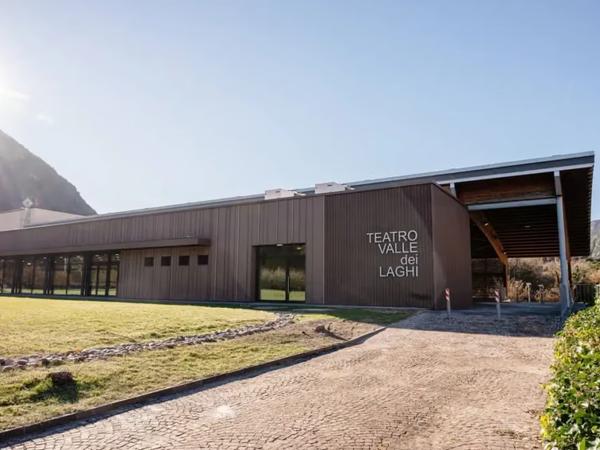 Teatro e giardino Valle dei Laghi