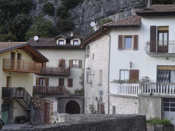 Borgo di Castel Madruzzo