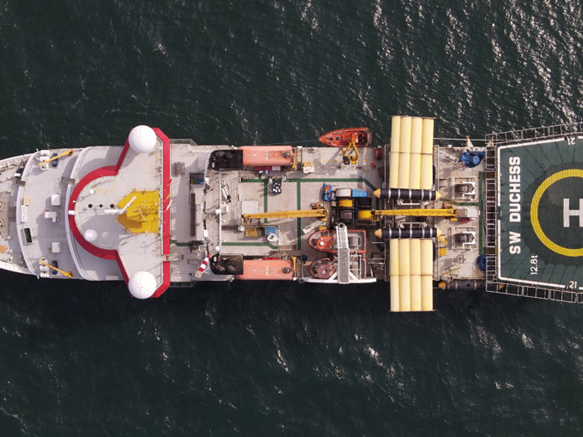 Designing Fluid Interfaces for Subsurface Navigation