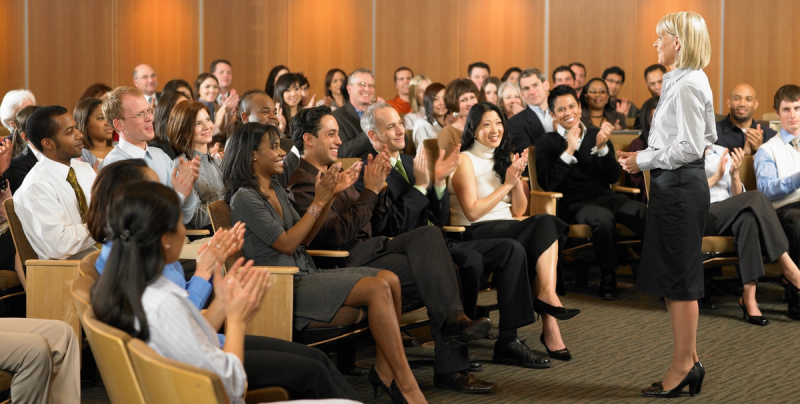 Versammlung einer politischen Partei