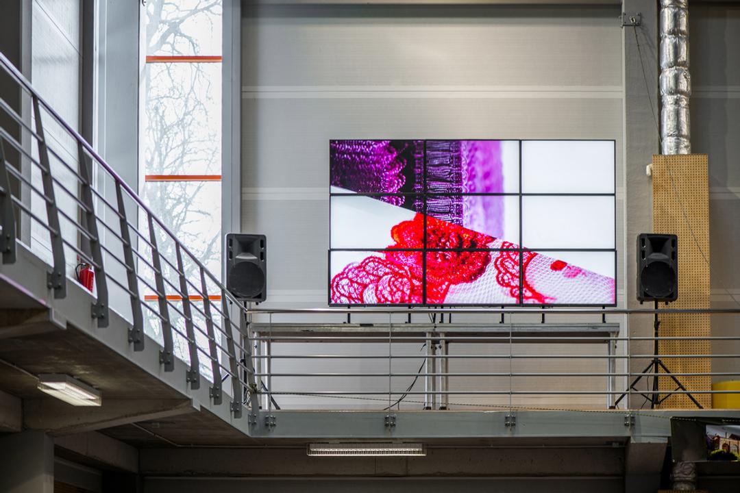 How To Set Up A Multi Screen TV Wall Learn at Loop