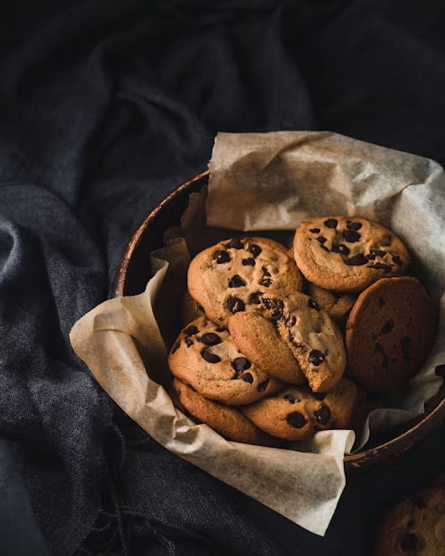 An image of cookies lined with chocolate