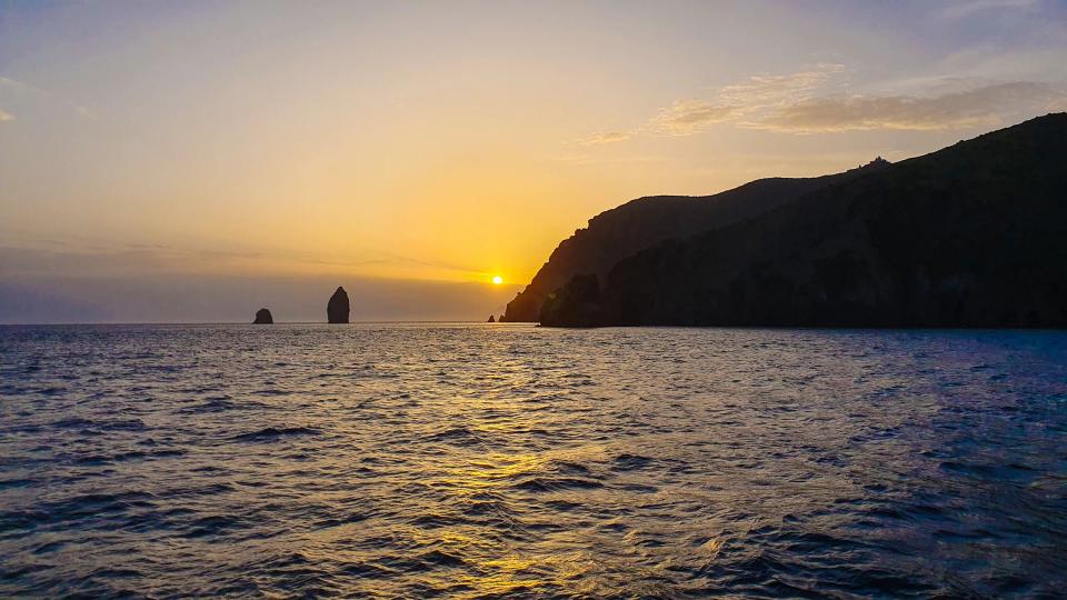 Volcano Sailing Experience – Sicilia & Insulele Eoliene — fotografia 6 din 10