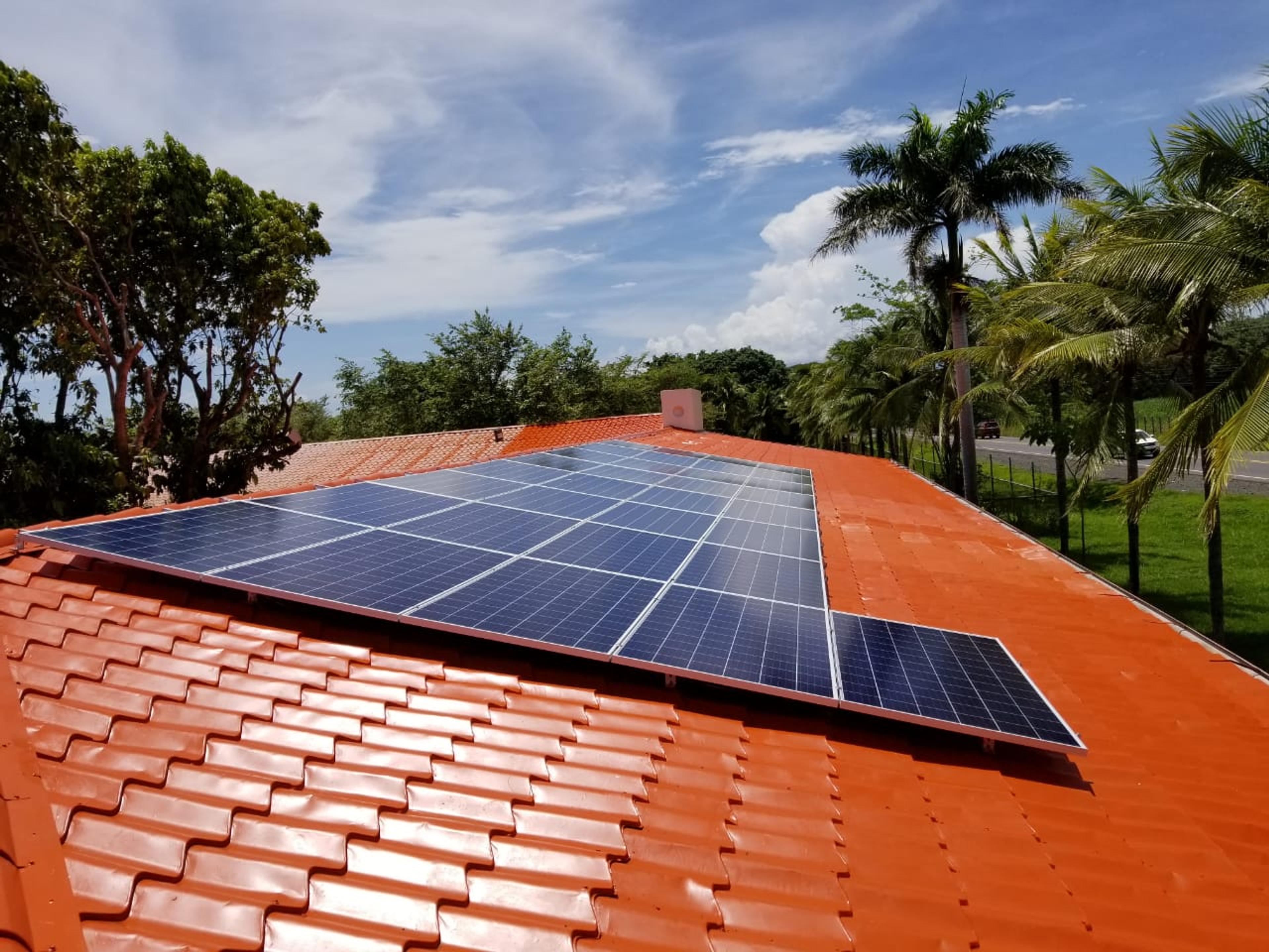 Investieren in Erfolg: Updates zu den Projekten ,,Effiziente Klimatisierung - Swiss Travel Santa Ana’’ und ,, Effiziente Klimatisierung - Arenal Kioro’’