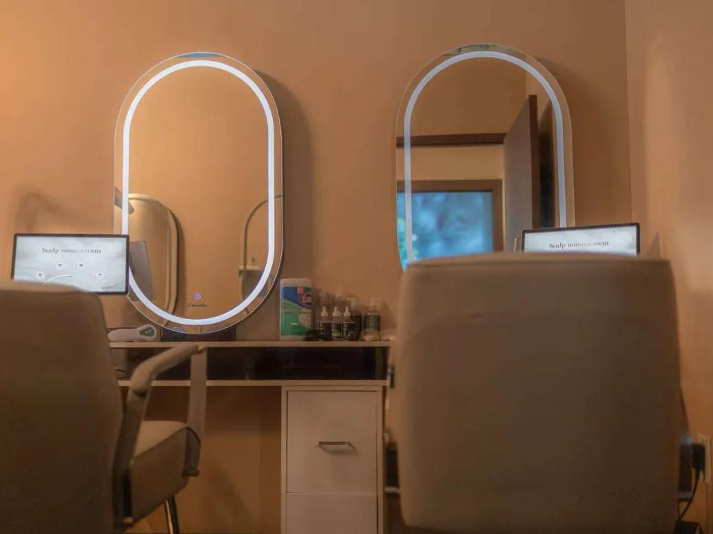 Your Denver head spa starts with a scalp analysis