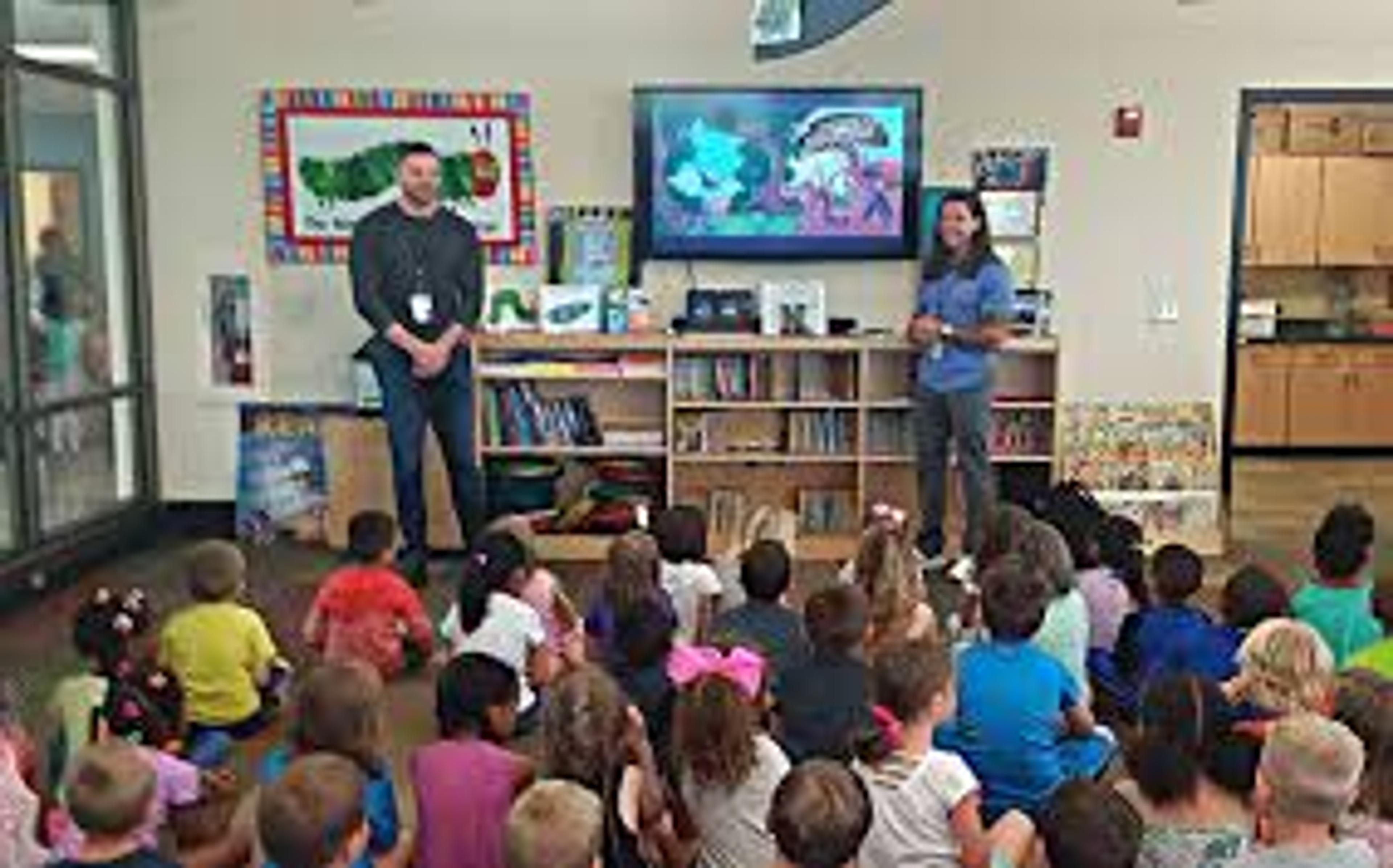 زيارة السفير الإيطالي