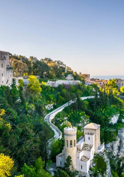 borgo arroccato di erice