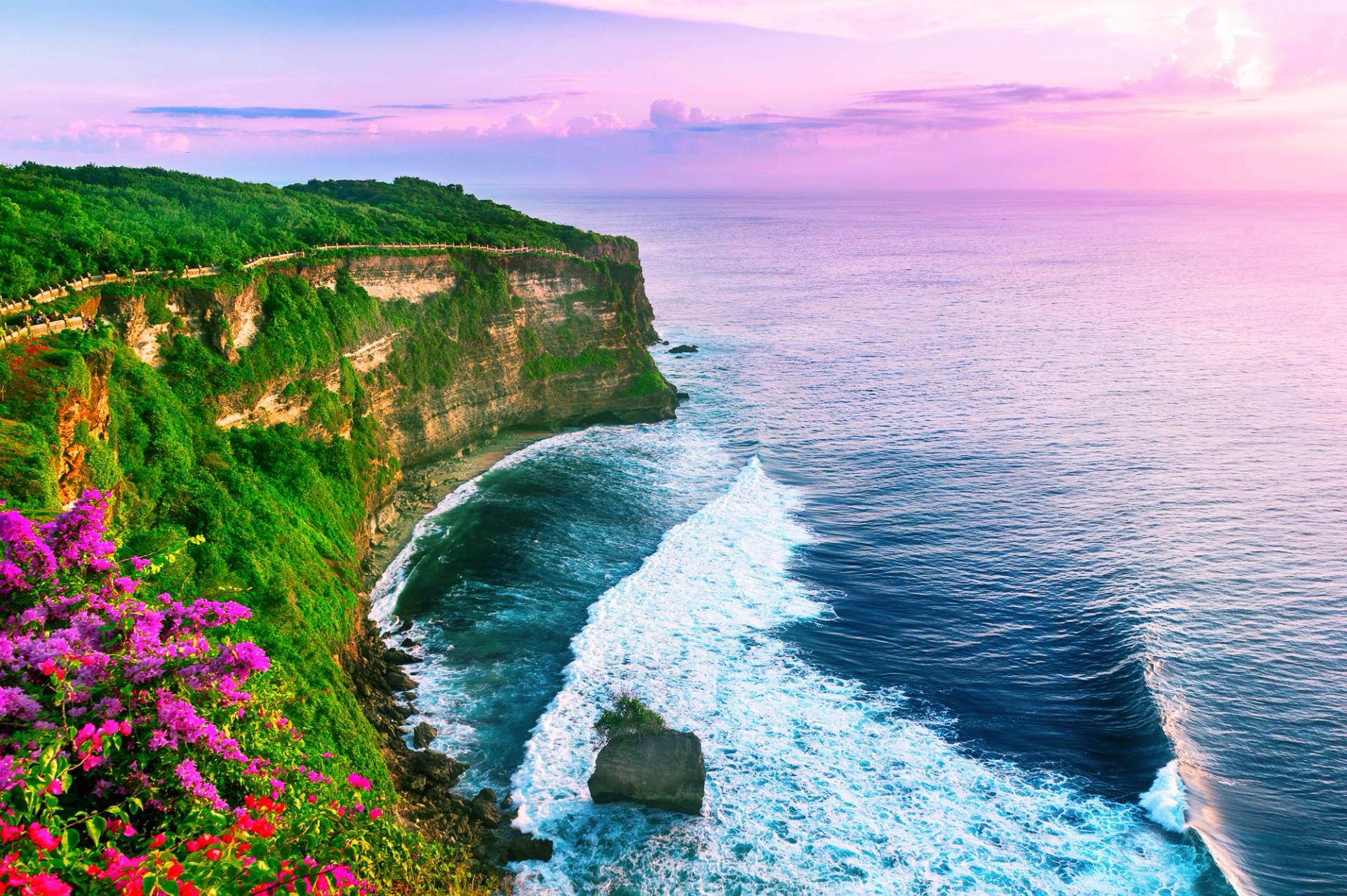 uluwatu beach bali