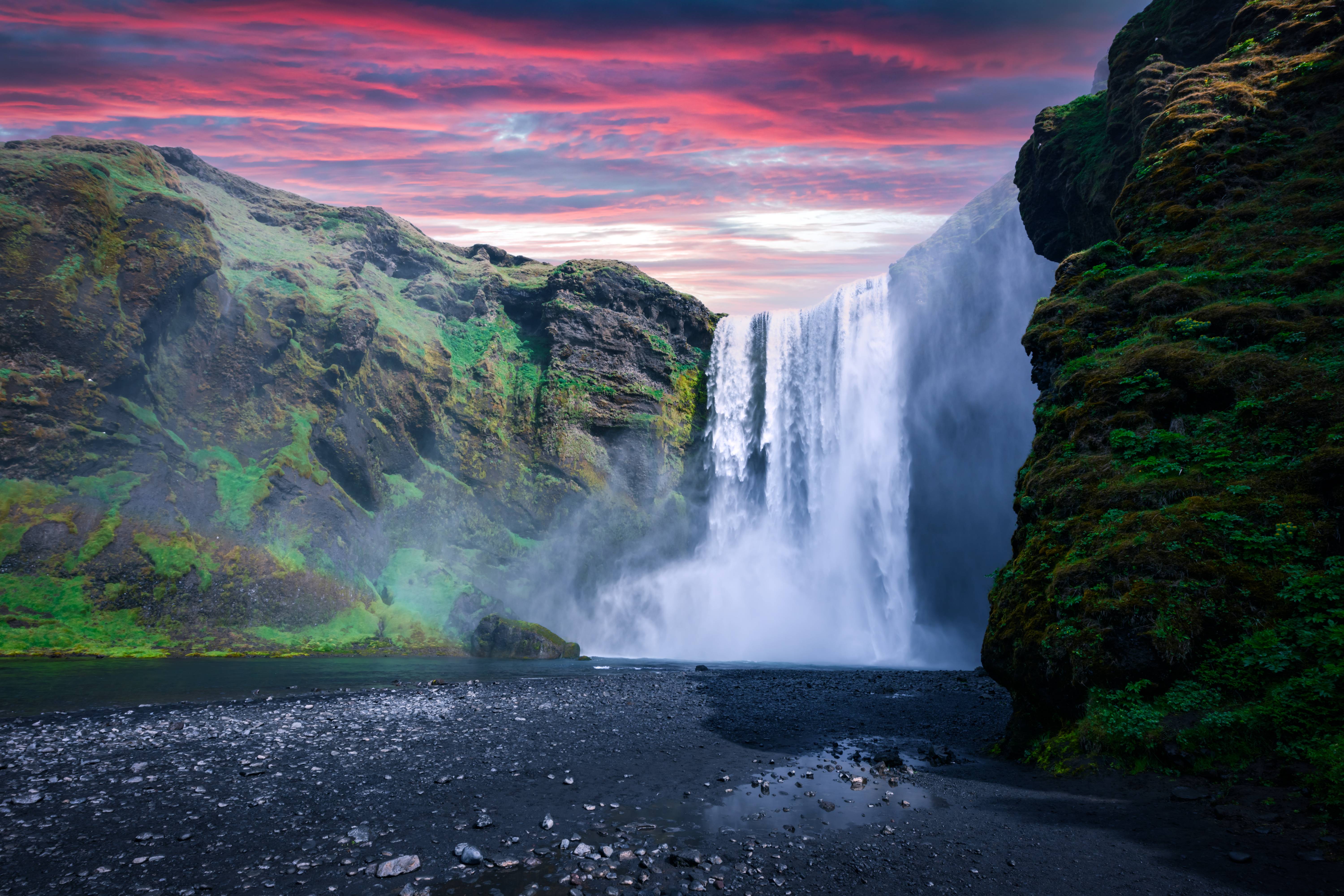 cascata skogafoss islanda