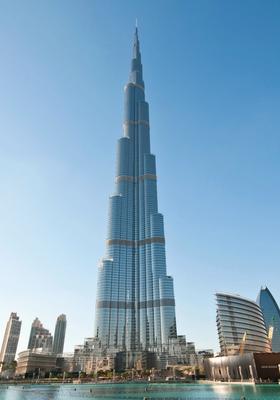 Vista panoramica del Burj Khalifa a Dubai