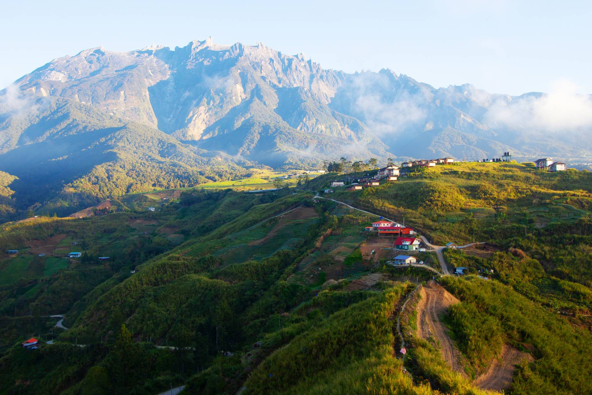 monte kundasang trekking