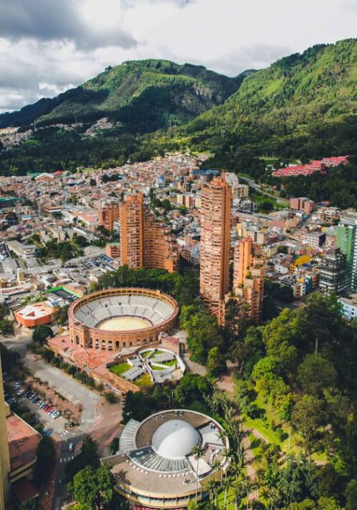 vista panoramica sulla citta di bogota