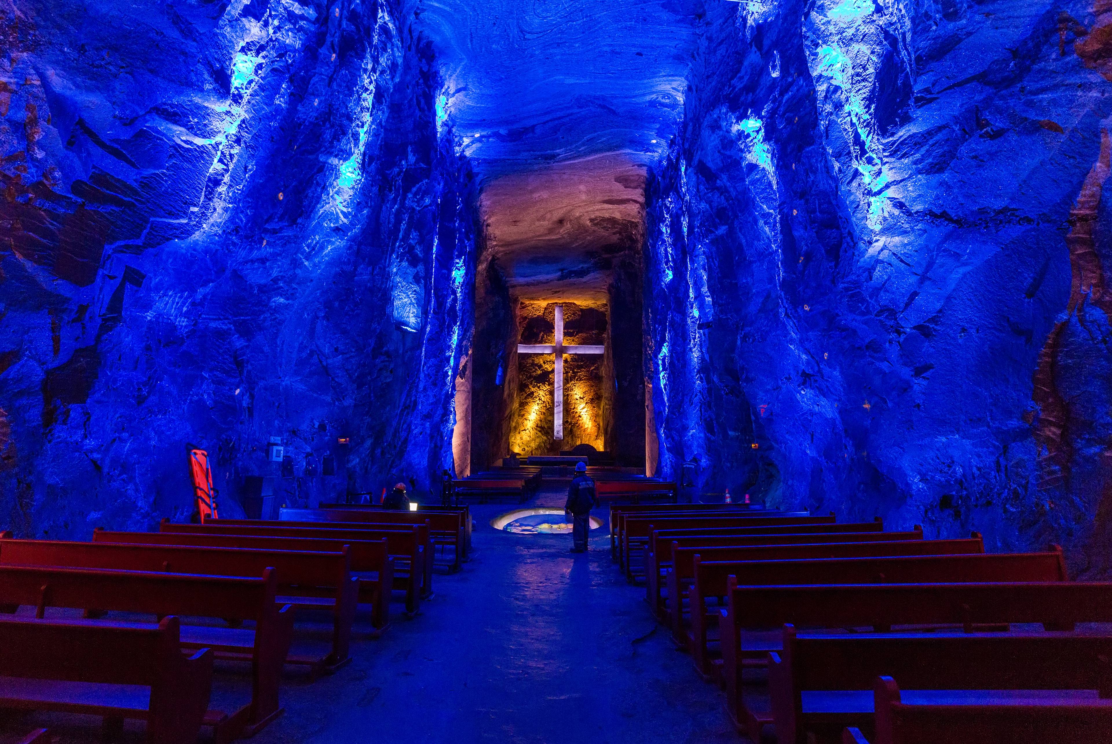 interno cattedrale di sale zipaquira colombia