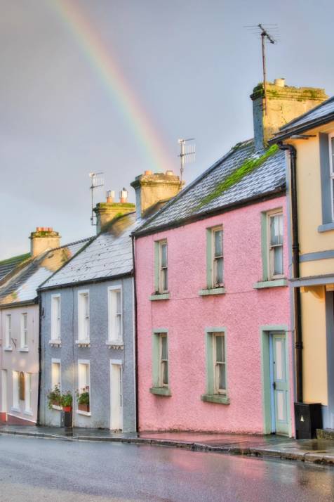 case colorate arcobaleno galway