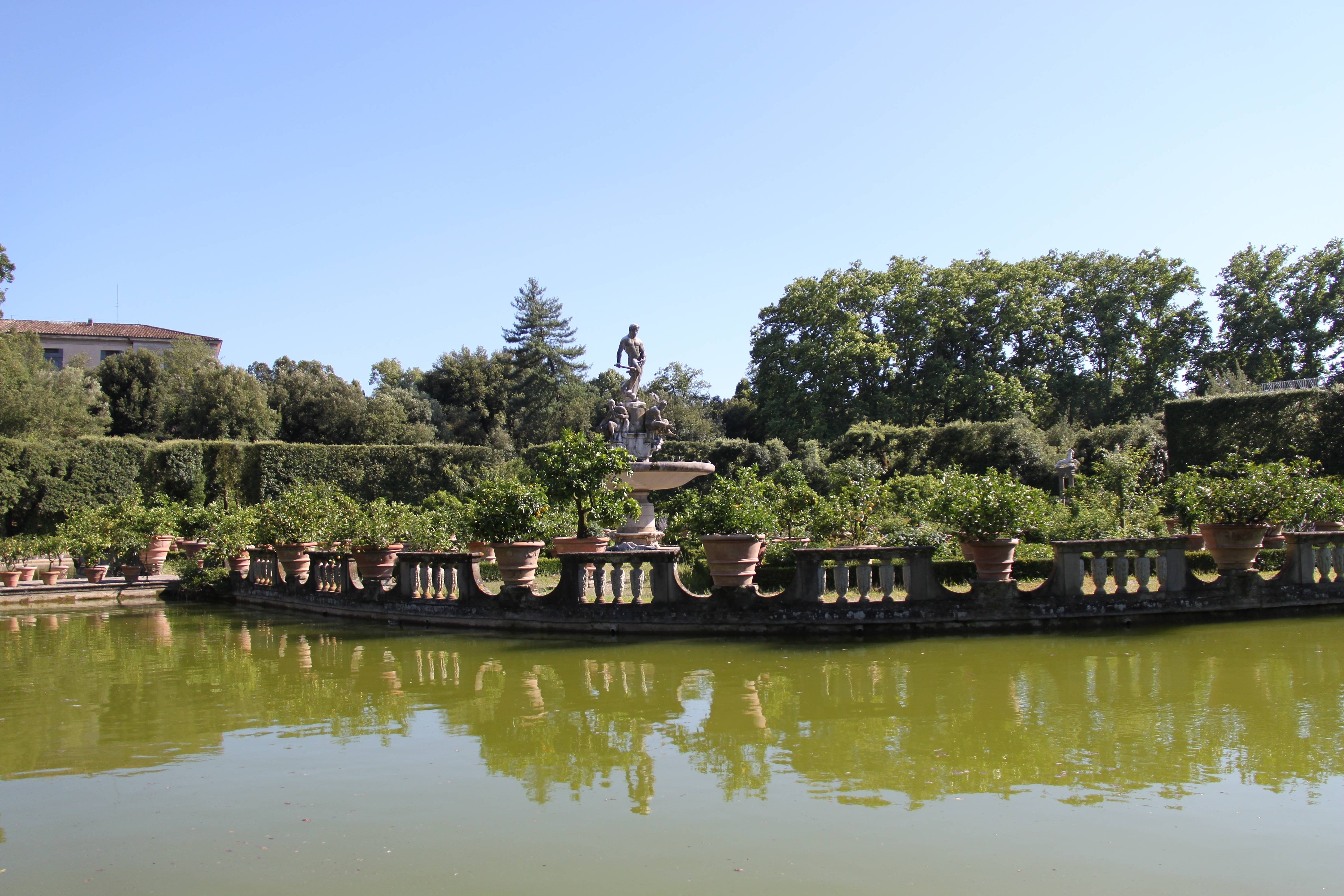 boboli garden fountain