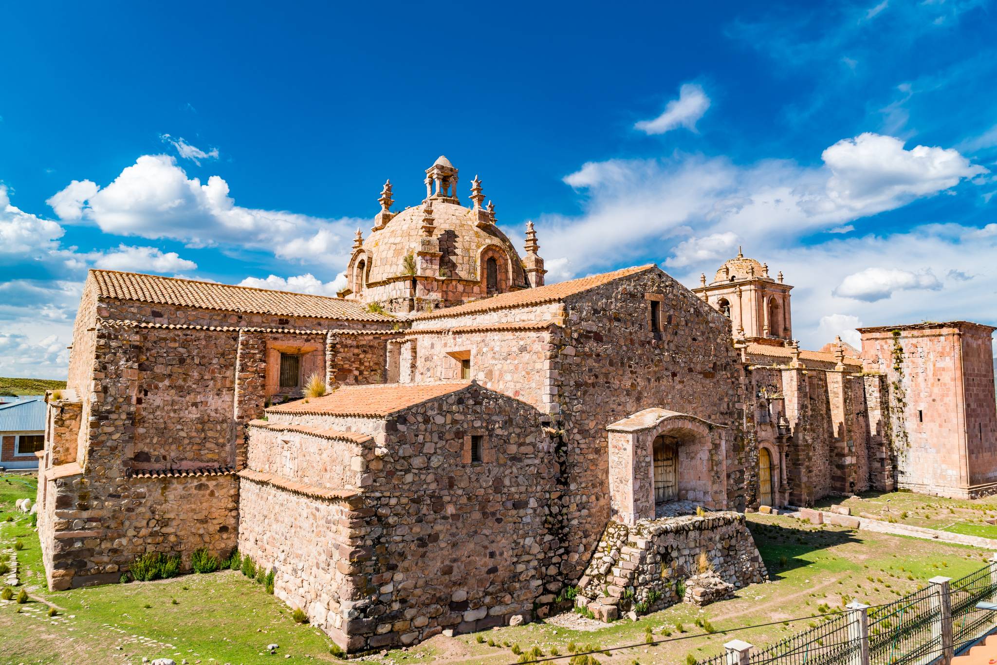 rovine di raqchi peru