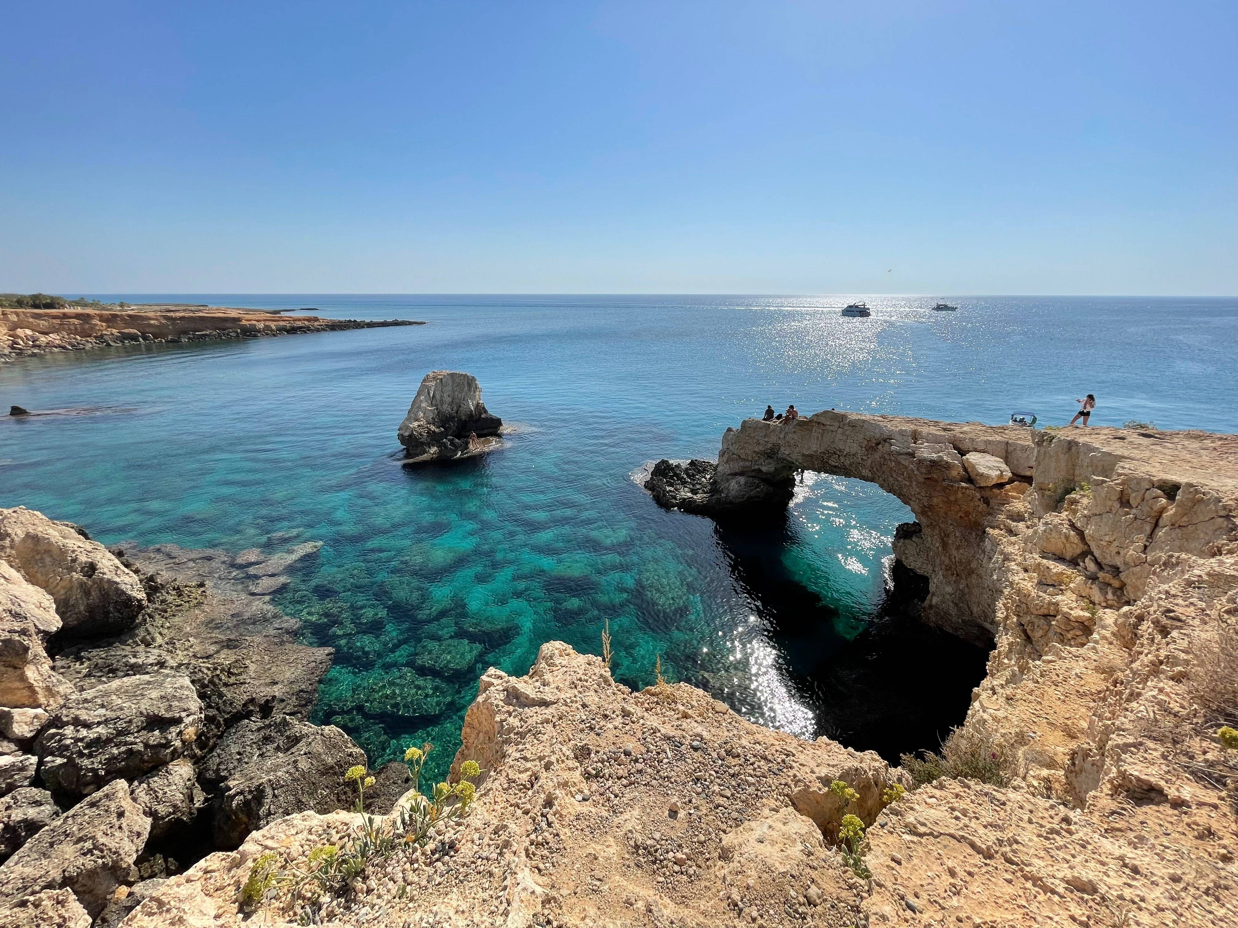 panorama del mare di cipro