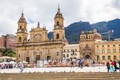 piazza cattedrale bogota colombia