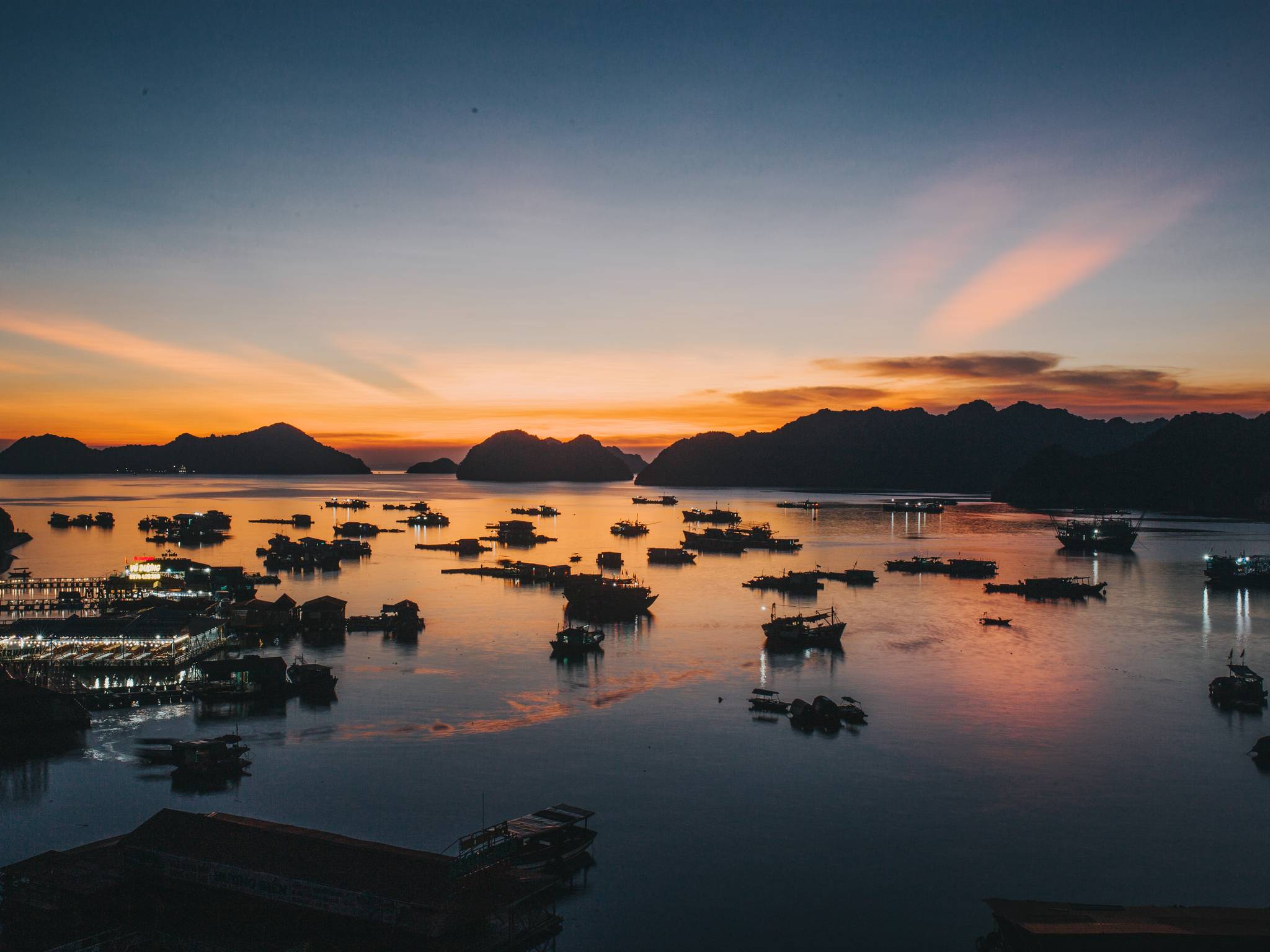 Vietnam Autentico: da Hanoi a Saigon in 11 giorni cover