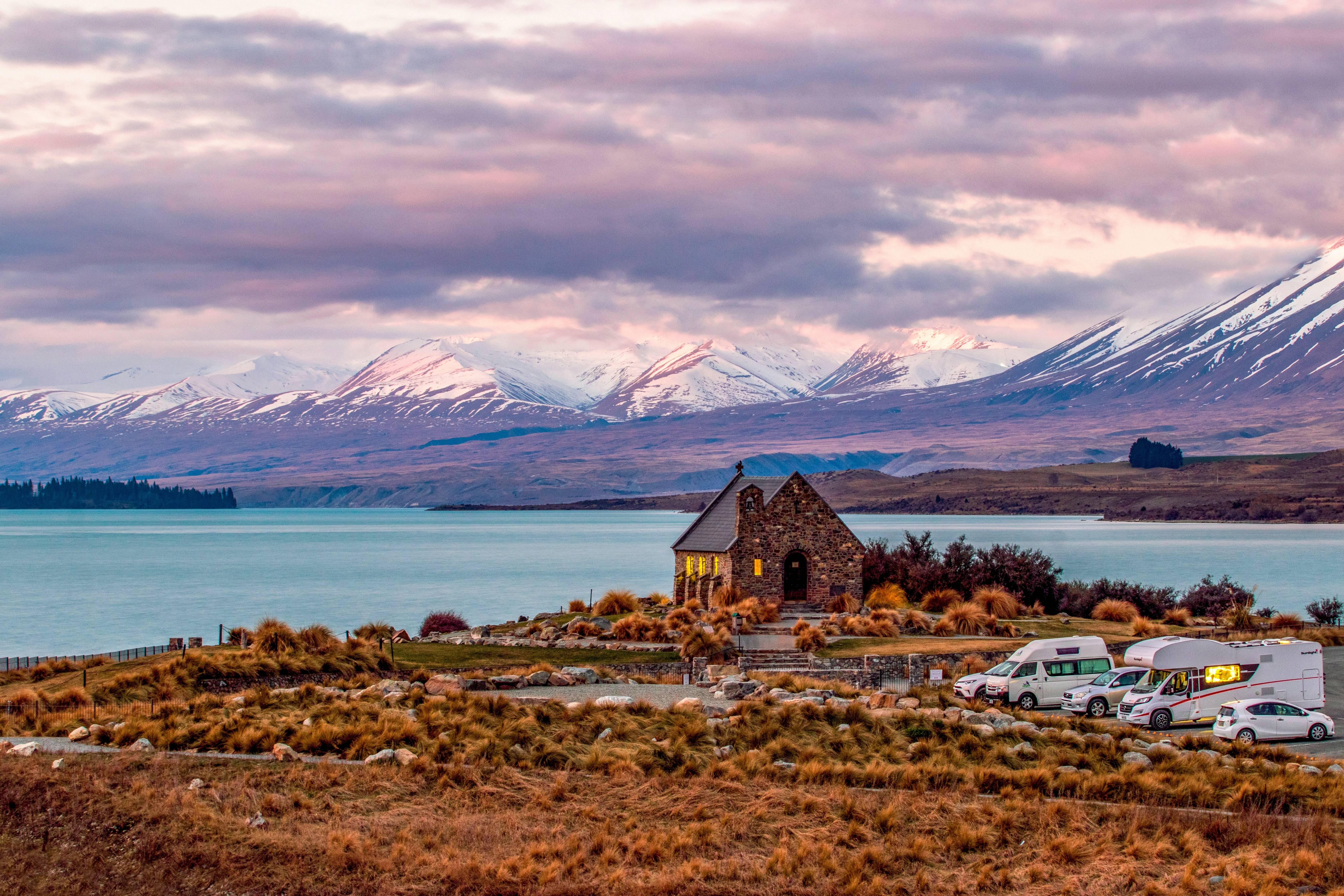 lake tekapo