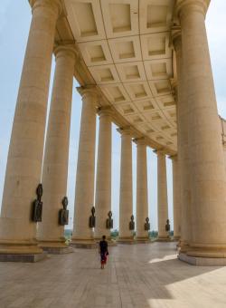 colonnato basilica costa d avorio
